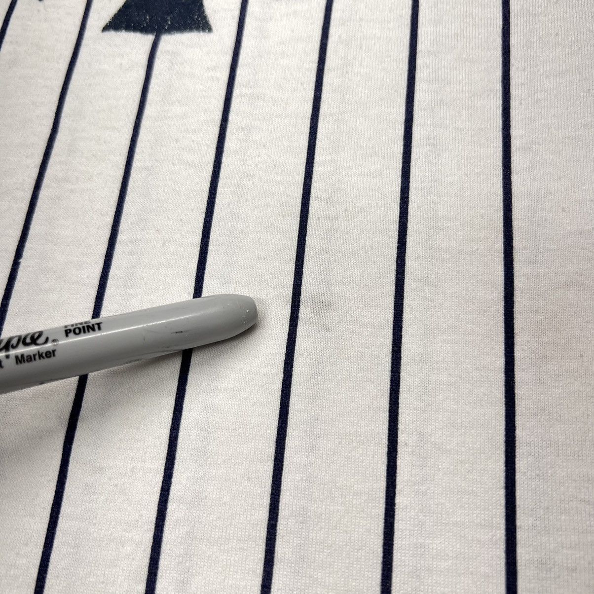 New York Yankees × Vintage VTG Russell Yankees Jersey White Pinstripe Blank Athletic Size US XL / EU 56 / 4 - 10 Thumbnail