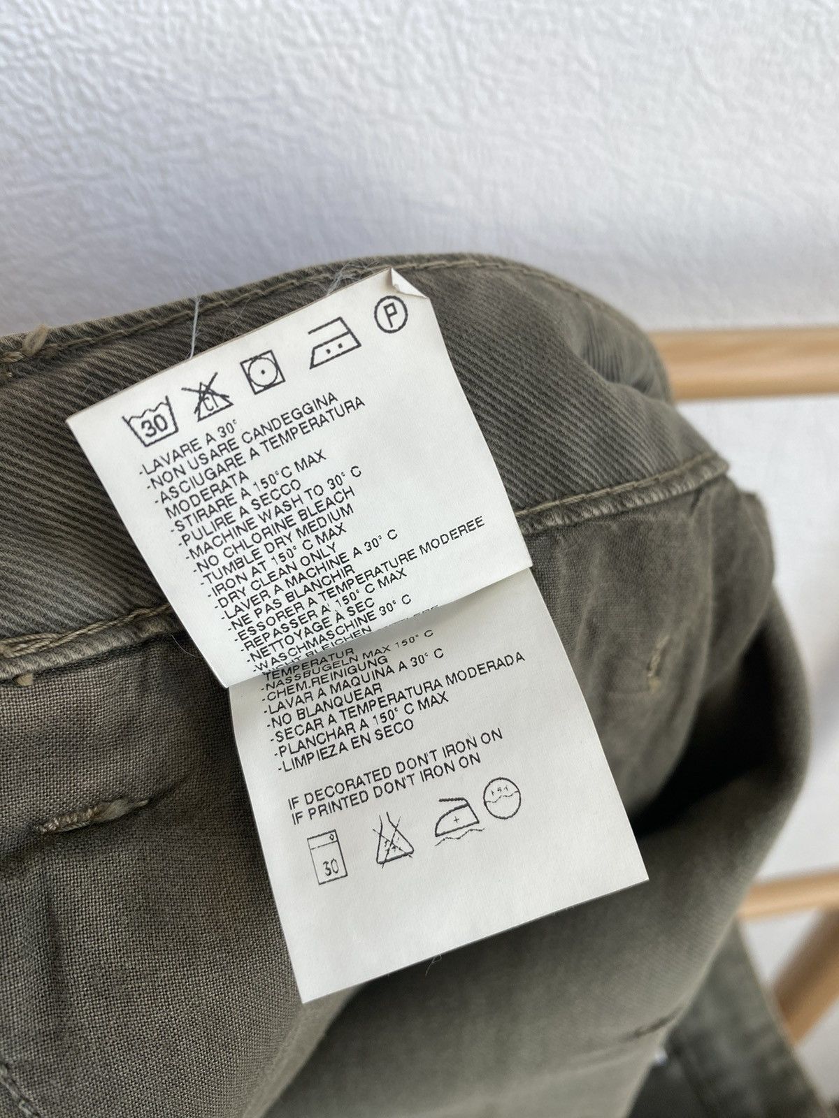 Maison Margiela Maison Margiela Jeans Size 28" / US 6 / IT 42 - 14 Thumbnail