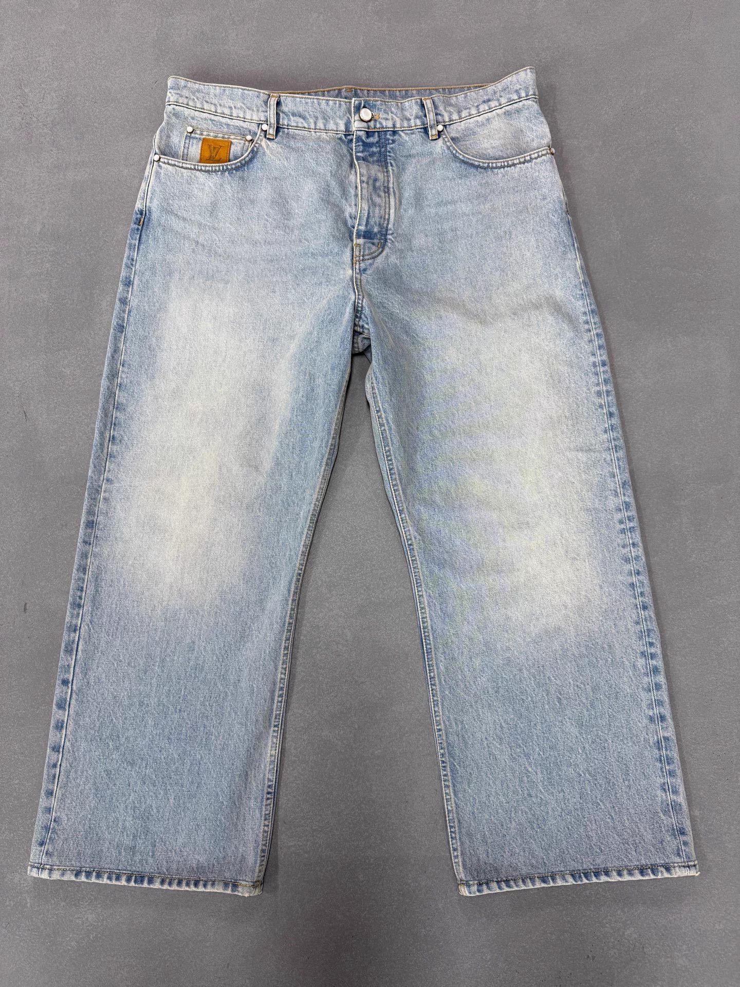 Louis Vuitton LV 25ss rare large jeans 40 Size US 40 / EU 56 - 1 Thumbnail