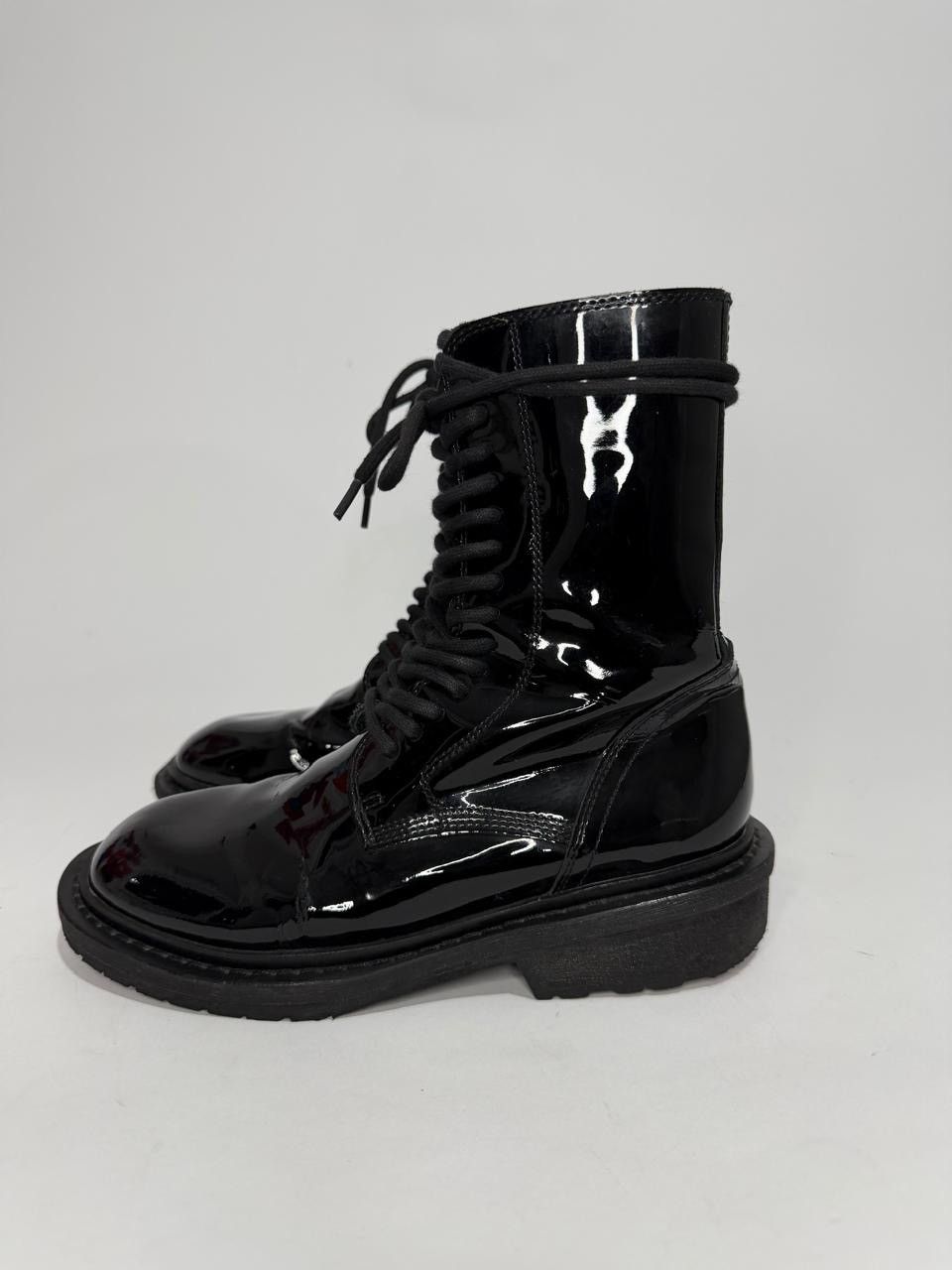 Ann Demeulemeester ANN DEMEULEMEESTER PATENT LEATHER BLACK ANKLE BOOTS EU35 Size US 5 / IT 35 - 7 Thumbnail