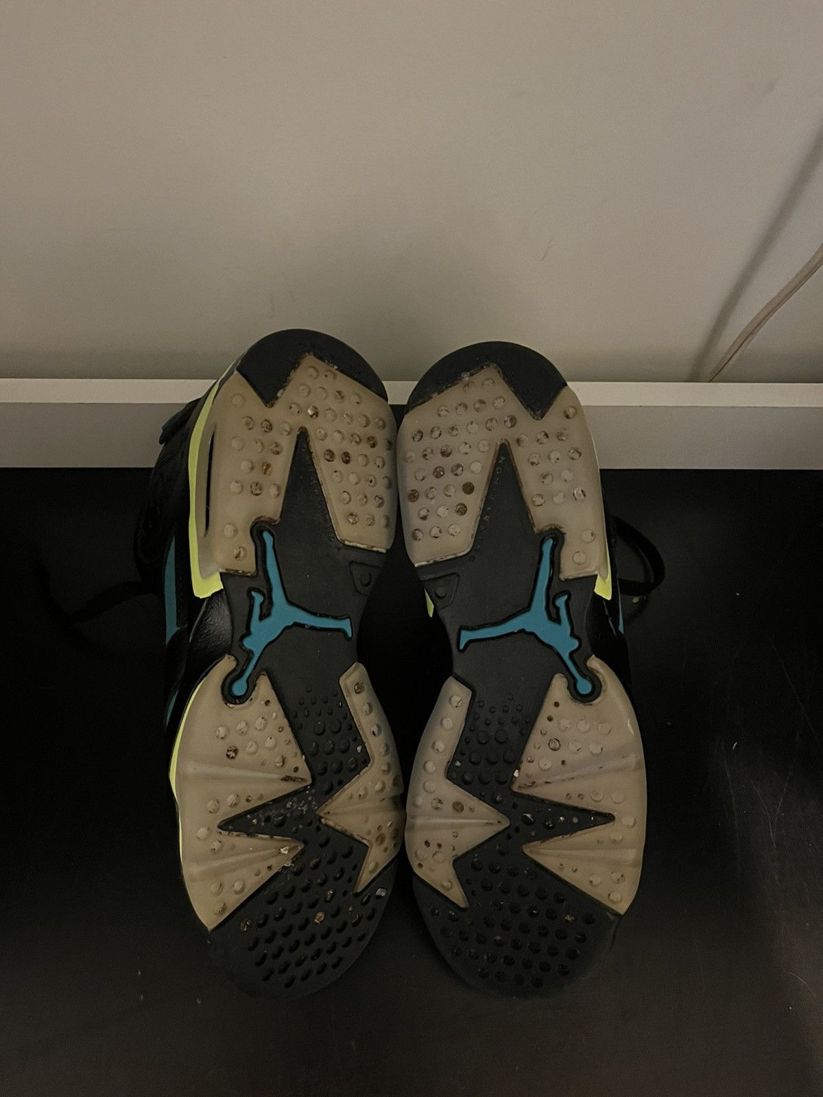 Jordan Brand Air Jordan 6 Retro Turbo Green GS 7Y 543390-043 Size US 7 / EU 40 - 7 Thumbnail
