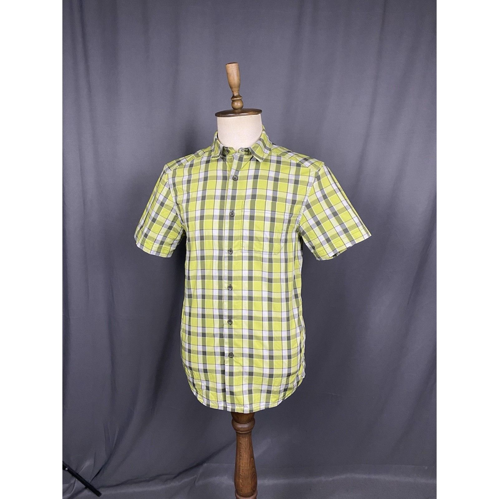Arc'teryx MINT! Arc'Teryx Men' Green Checked Short Sleeve Shirt Size M Size US M / EU 48-50 / 2 - 4 Thumbnail