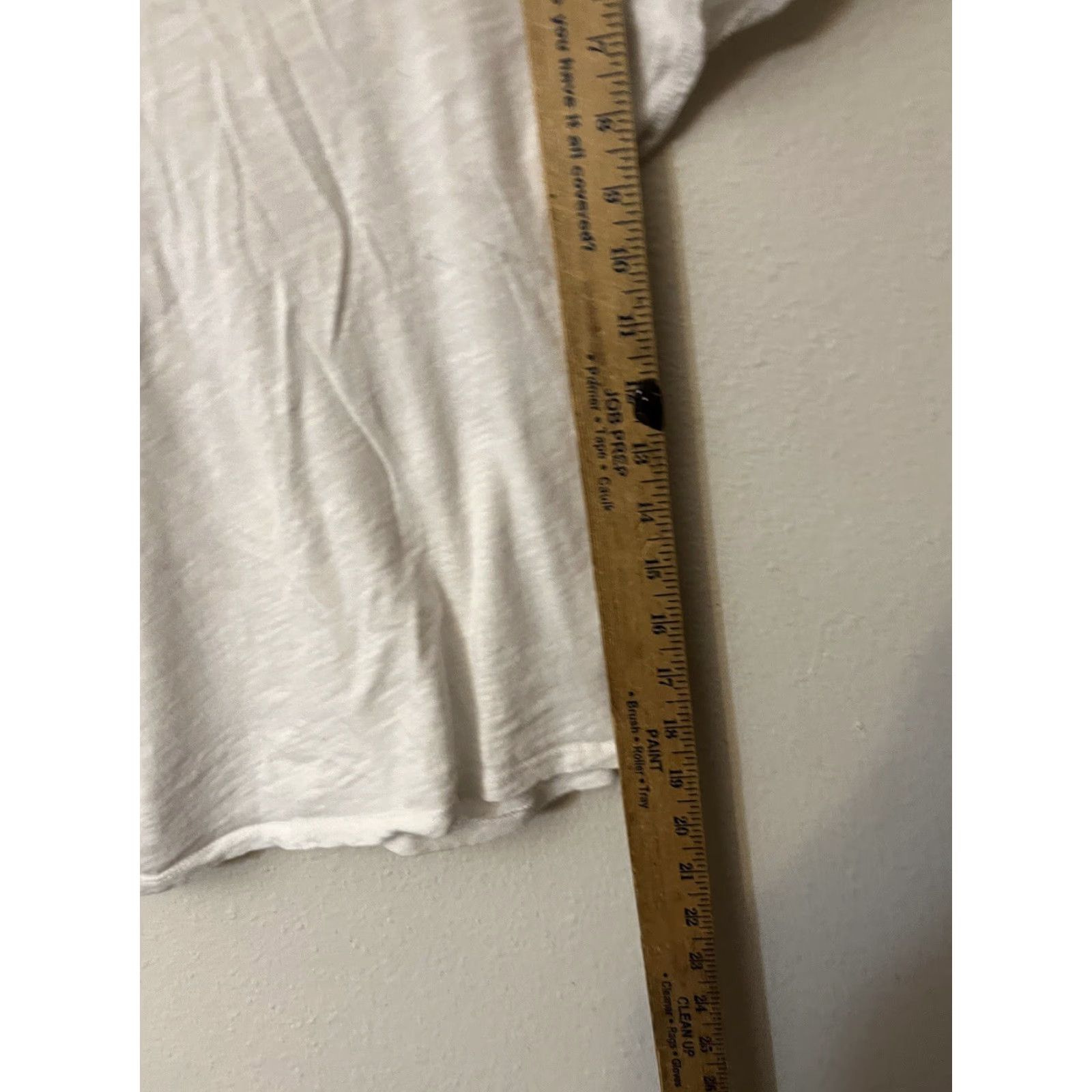 Vintage VINTAGE We The Free Women's Cropped T-Shirt Knit Crew Neck Medium White Size M / US 6-8 / IT 42-44 - 5 Thumbnail