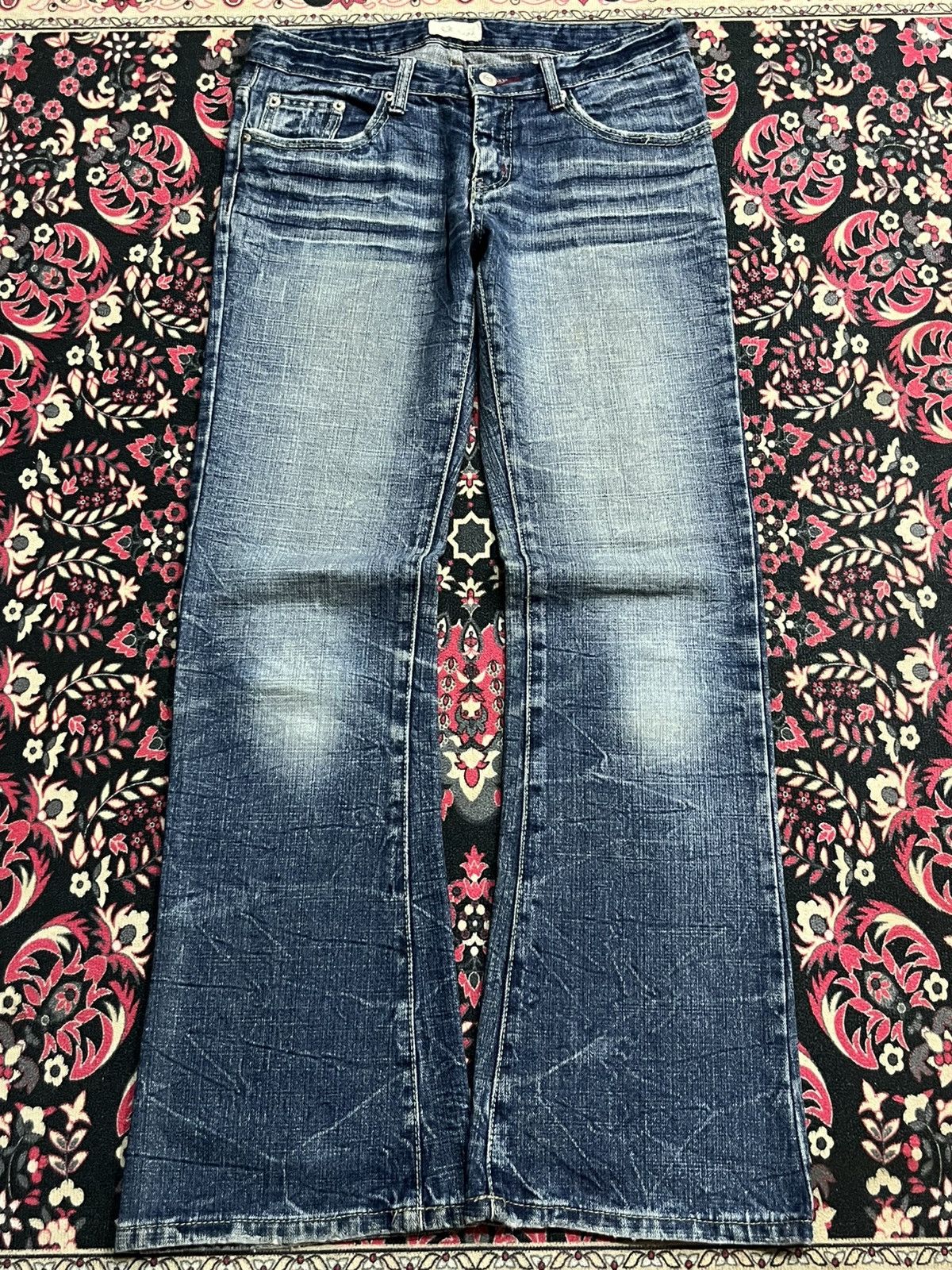 Vintage Vintage Japanese Brand Blue Whisker Washed Flare Jeans Size 30" / US 8 / IT 44 - 1 Thumbnail