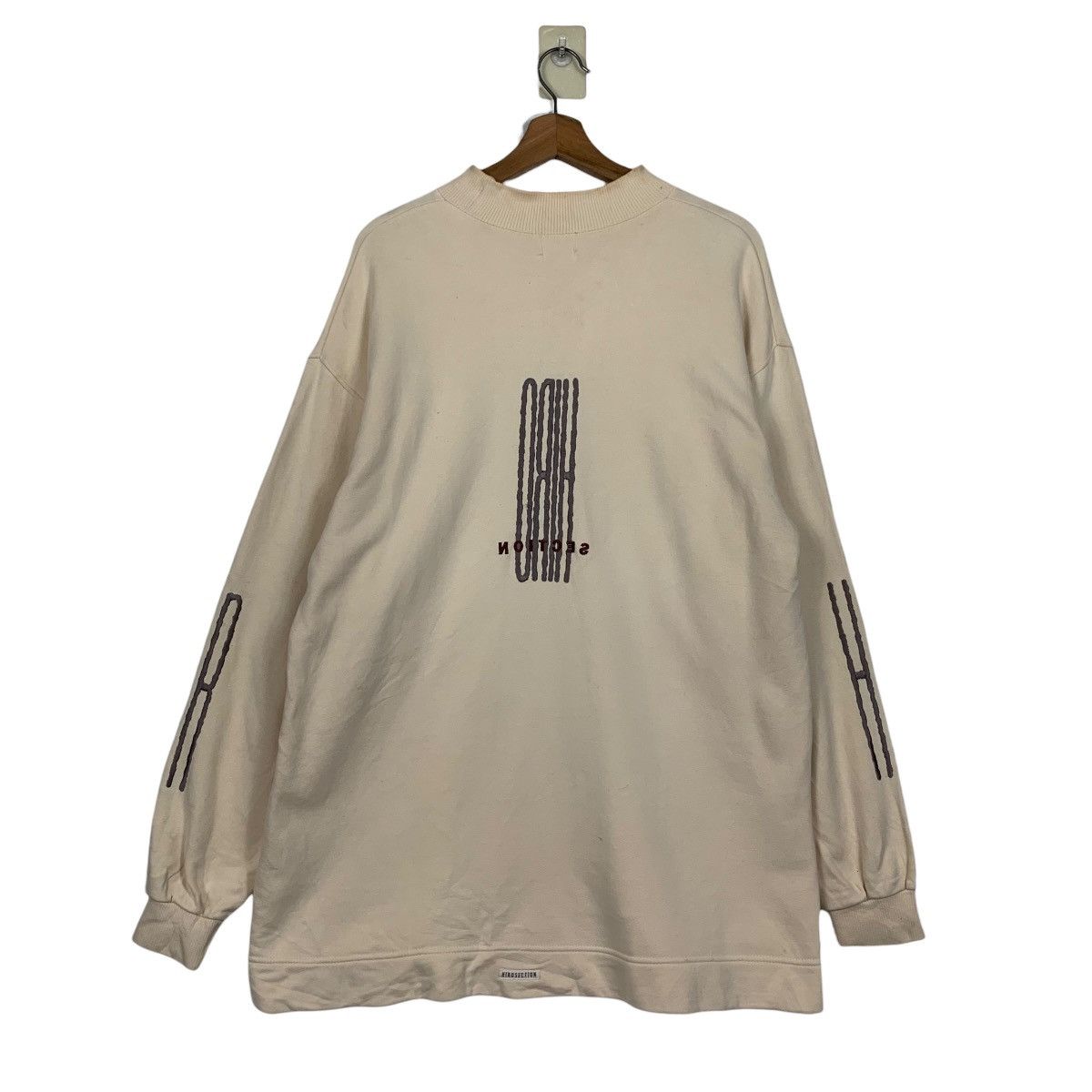 Vintage 90's HIRO SECTION Big Logo Crewneck Sweater #3607-C165 Size US L / EU 52-54 / 3 - 12 Thumbnail