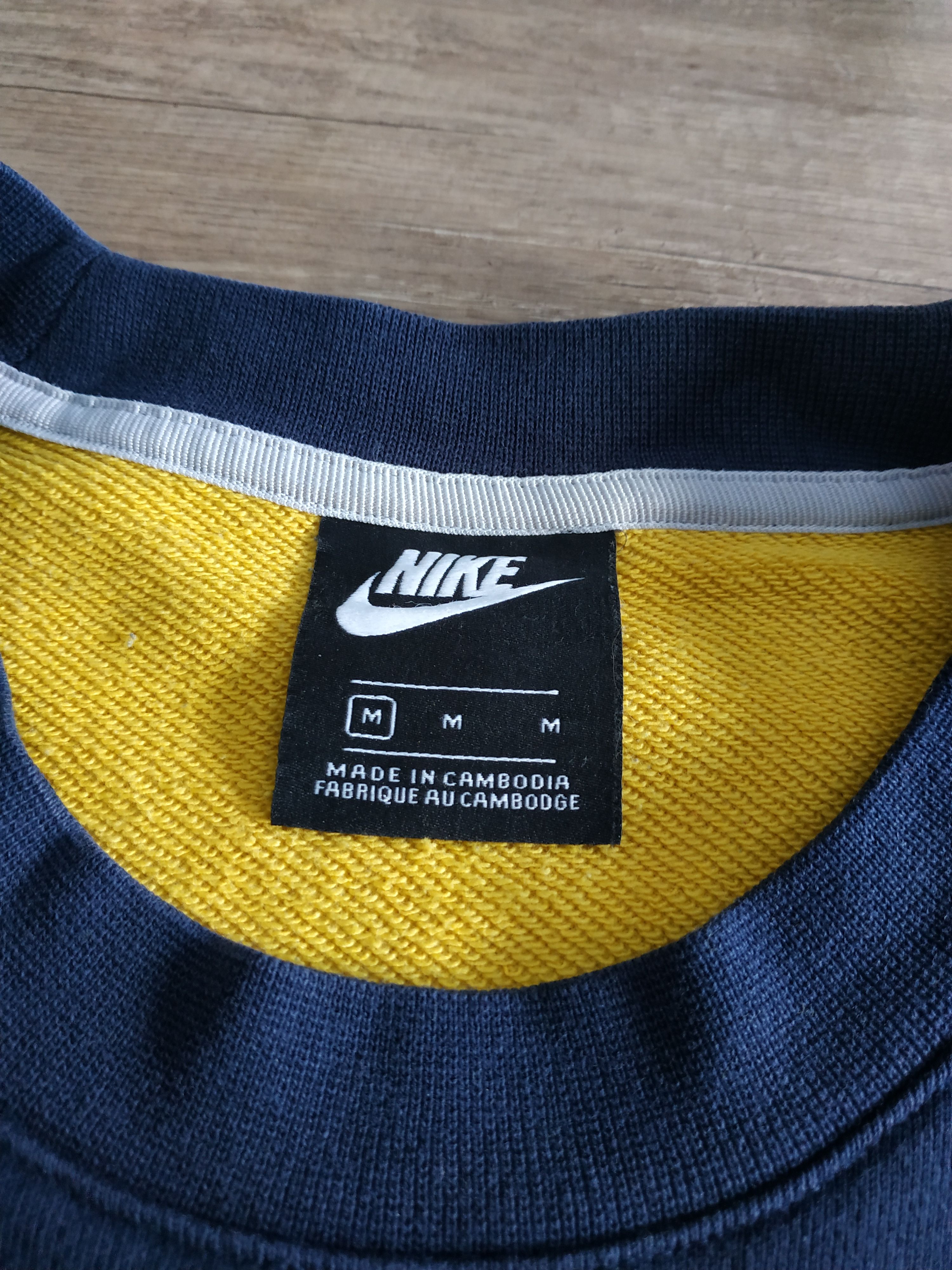 Nike NIKE Sportswear Men's Swoosh Logo Sweatshirt, s. MEDIUM Size US M / EU 48-50 / 2 - 8 Thumbnail