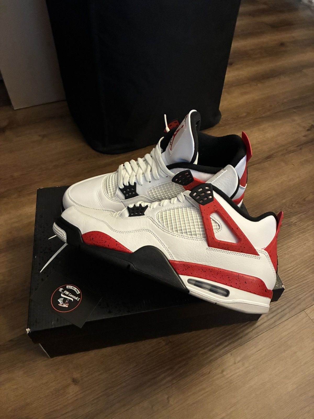 Jordan Brand Jordan 4 red cement Size US 12.5 / EU 45-46 - 1 Thumbnail