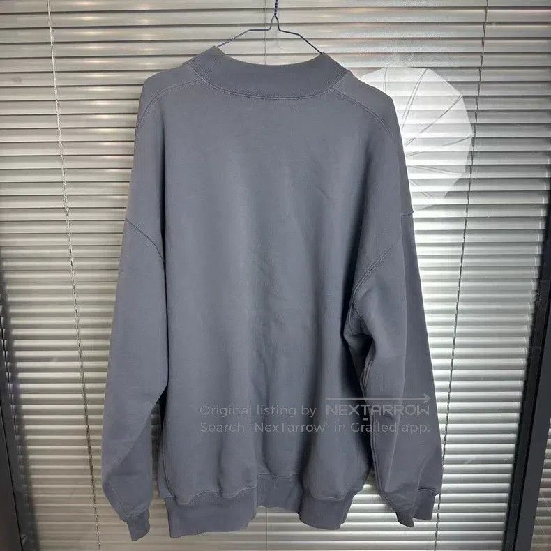 Balenciaga Balenciaga Misty blue people image sweatshirt Size US S / EU 44-46 / 1 - 2 Thumbnail