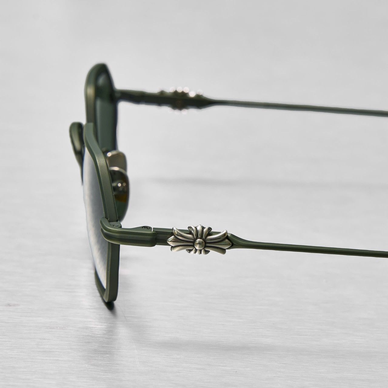 Chrome Hearts CHROME HEARTS DATASS BRUSHED DARK OLIVE SUNGLASSES Size ONE SIZE - 3 Thumbnail