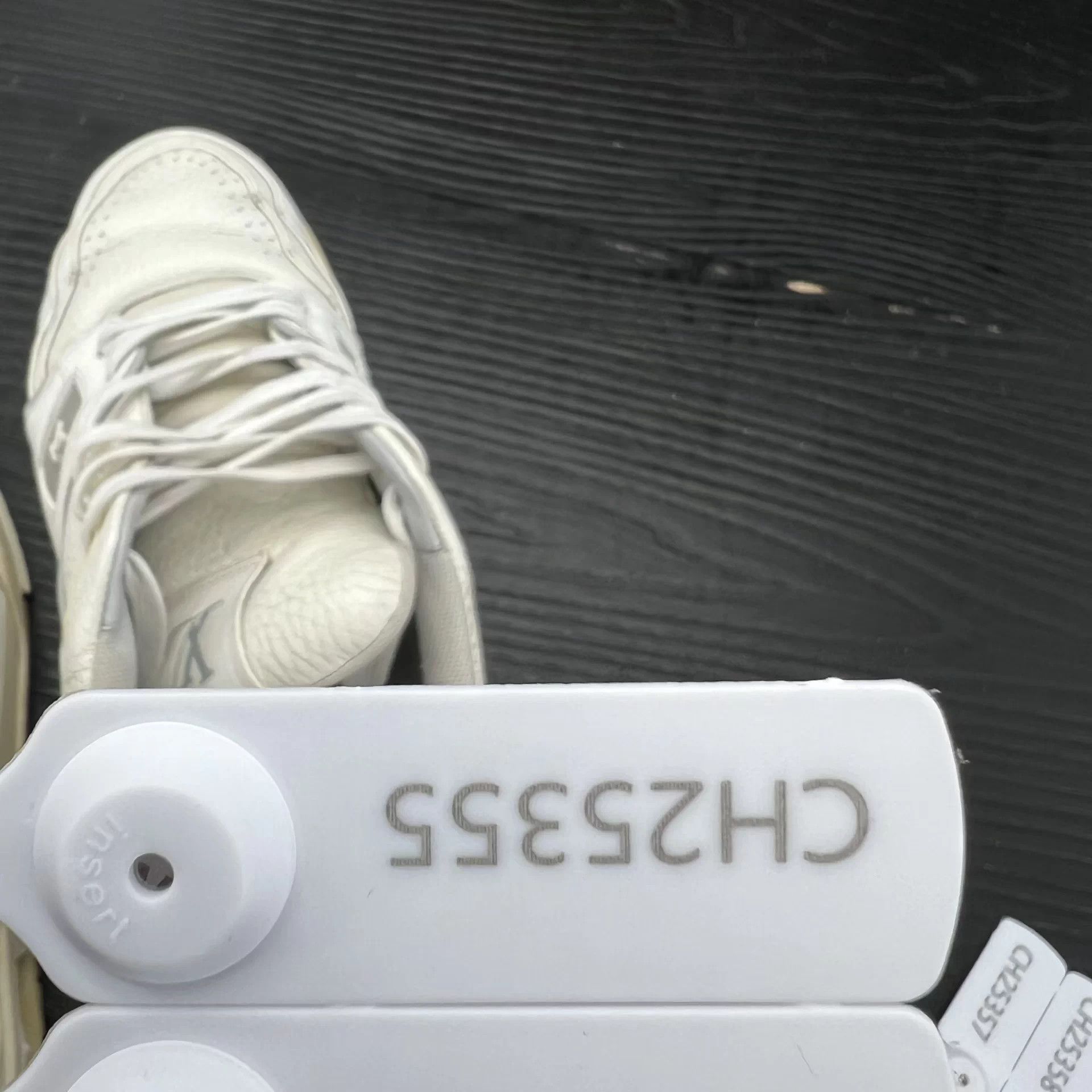Louis Vuitton LV Trainer White Cement 43/US9 Original Box Quick Sale Size US 10 / EU 43 - 9 Thumbnail