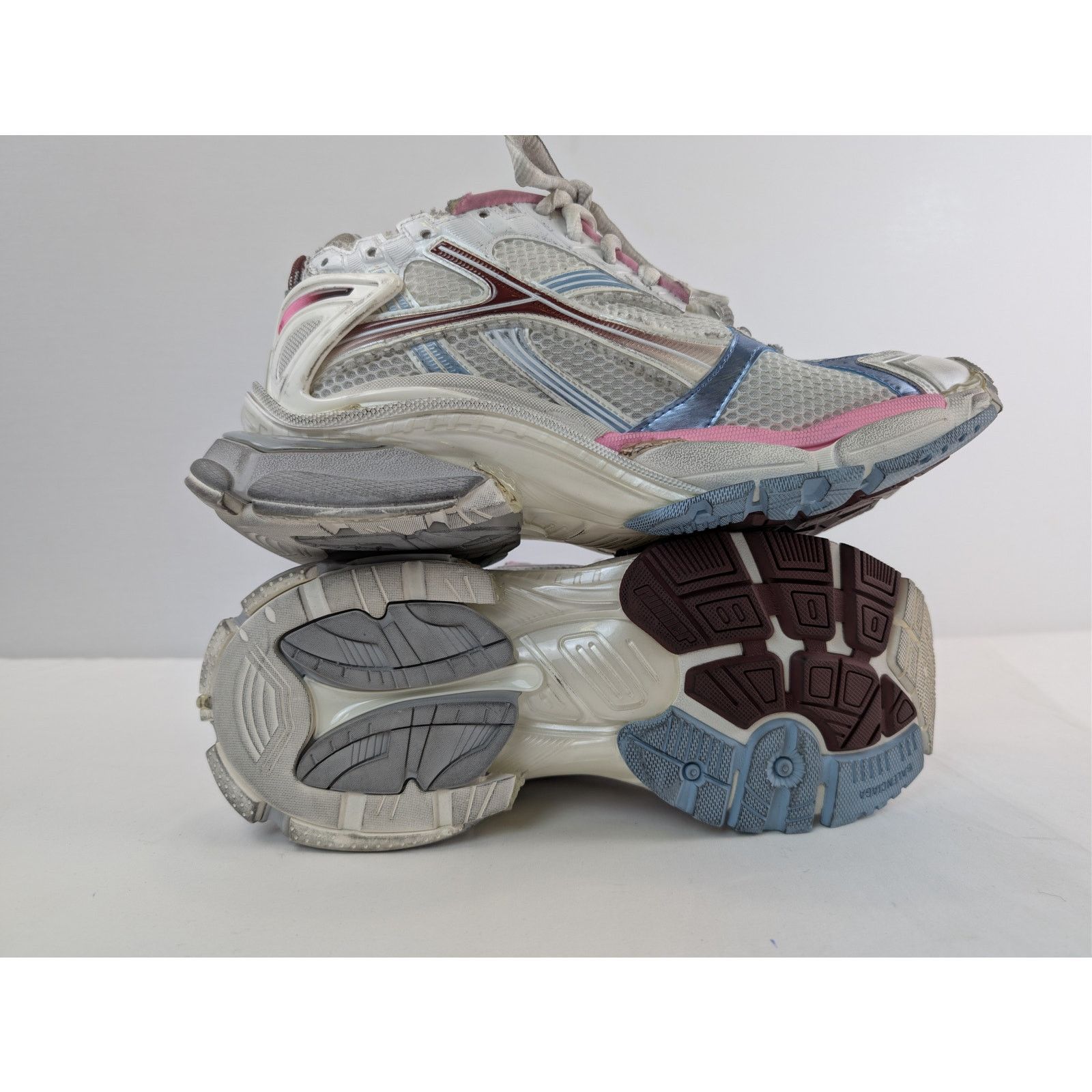 Balenciaga o1rshd1 Runner Gradient Sneaker in Multicolor Size US 8 / EU 41 - 12 Thumbnail