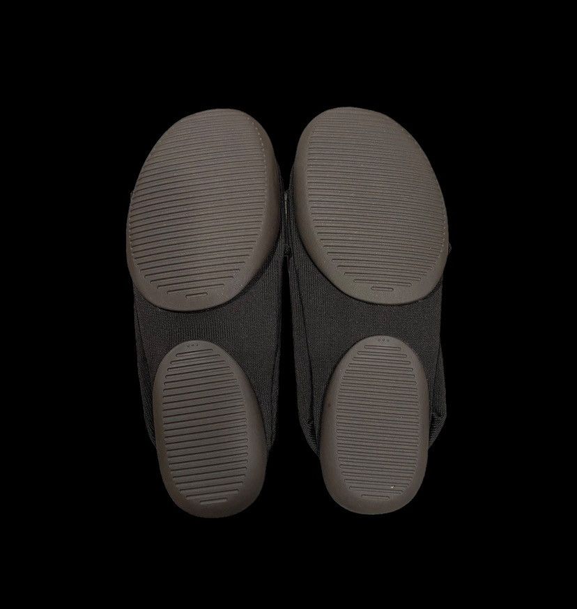 Kanye West Yeezy Pods (1) Size ONE SIZE - 3 Thumbnail