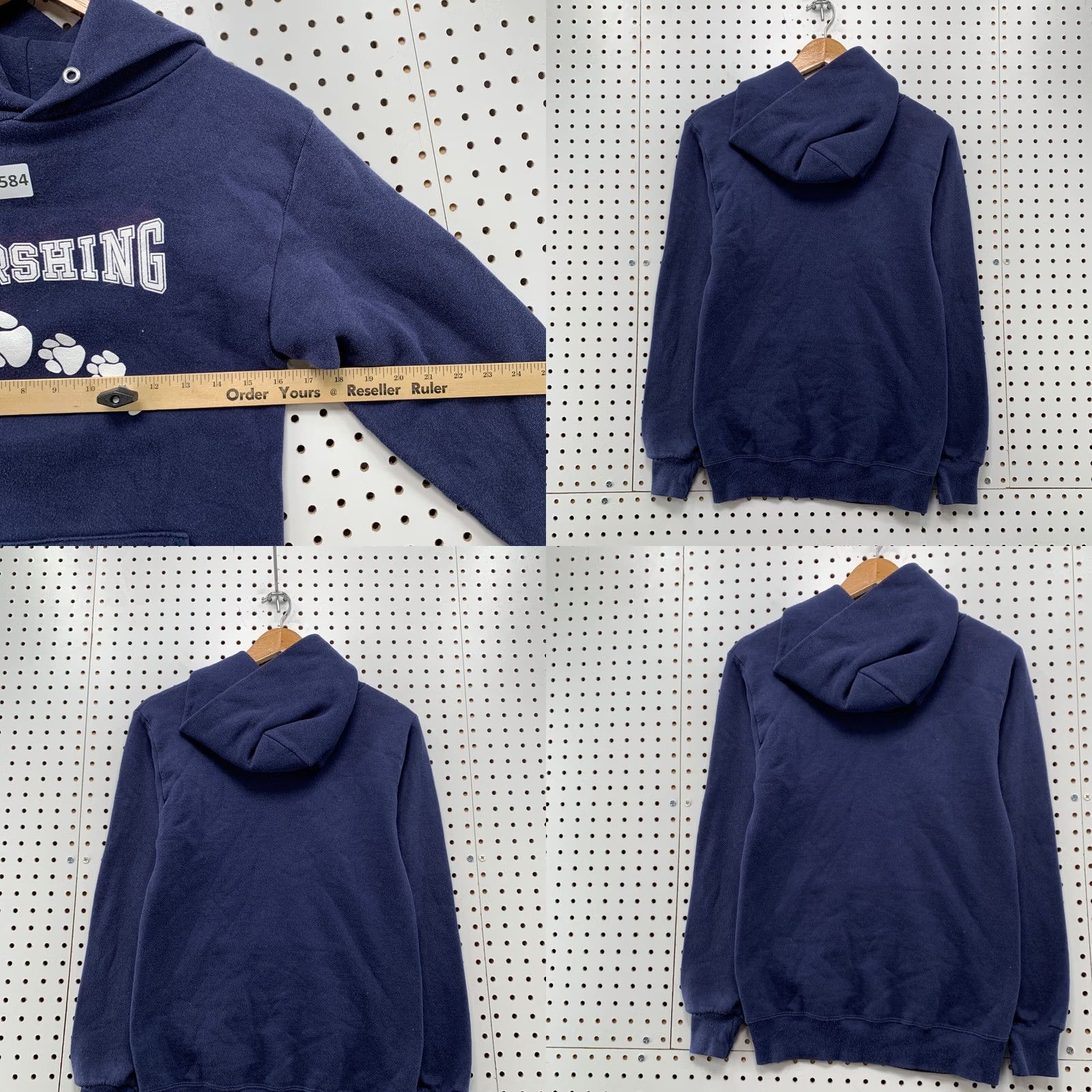 Jerzees VINTAGE Pershing School Hoodie Mens Small Blue Paw Print Graphic USA 90s Hoodie Mens S Blue Paw Print 90s School VTG 90s USA Size US S / EU 44-46 / 1 - 9 Thumbnail