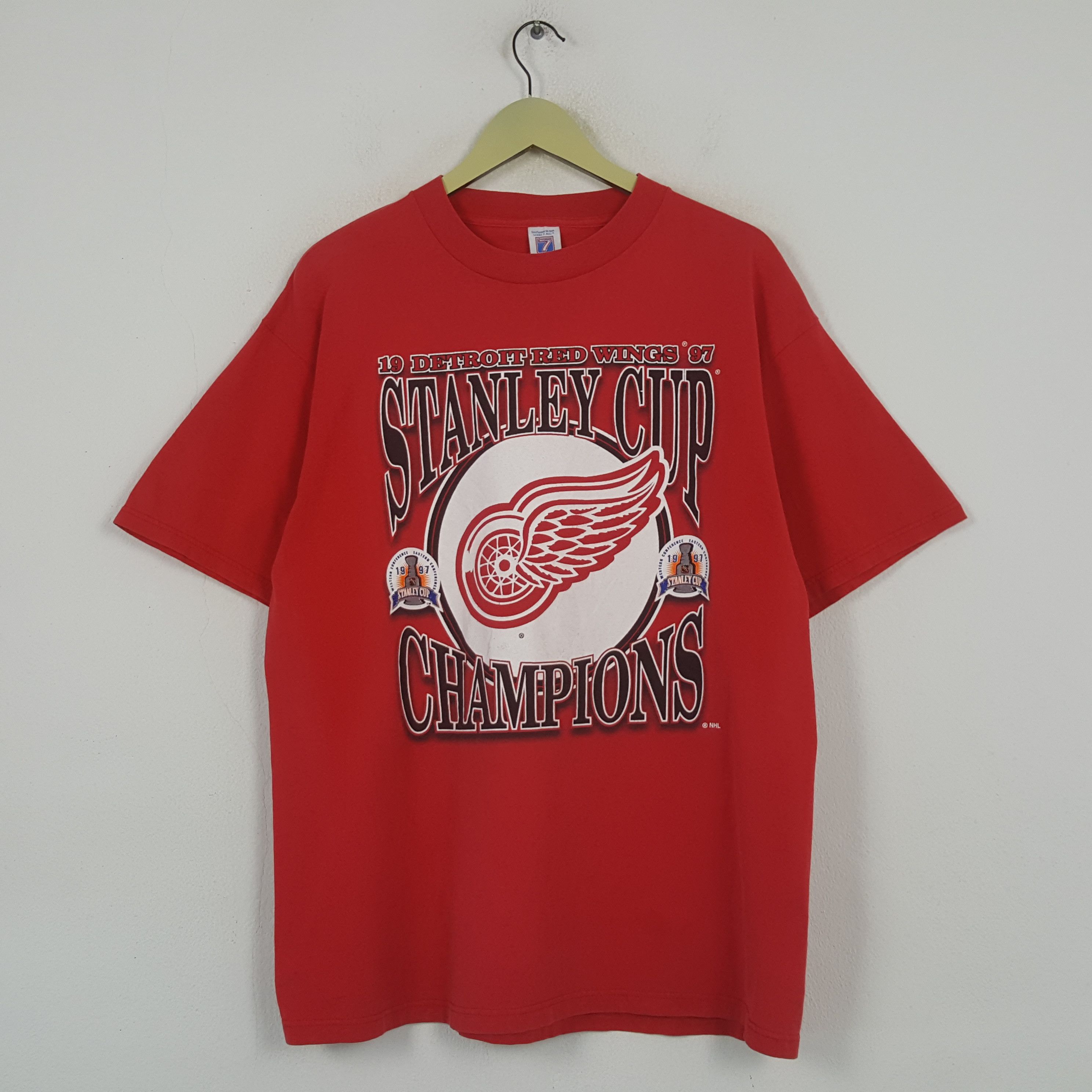 Logo 7 Vintage RED WINGS STANLEY CUP CHAMPIONS T-shirt Size US L / EU 52-54 / 3 - 1 Thumbnail