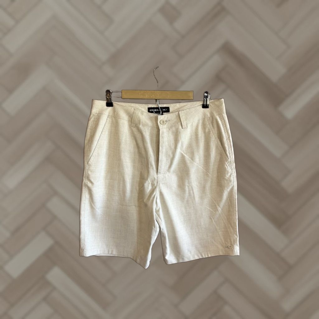 O'Neill O'Neill Womens White Chino Shorts Size 34 Regular Chino White 34 Womens O'Neill Shorts Size 24" / US 00 / IT 34 - 1 Thumbnail