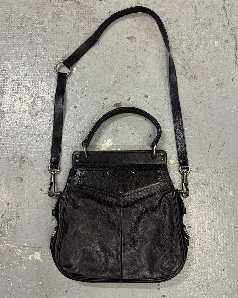 Yves Saint Laurent FW2002 Yves Saint Laurent Mombasa Black Leather Shoulder Bag by Tom Ford Size ONE SIZE - 1 Thumbnail