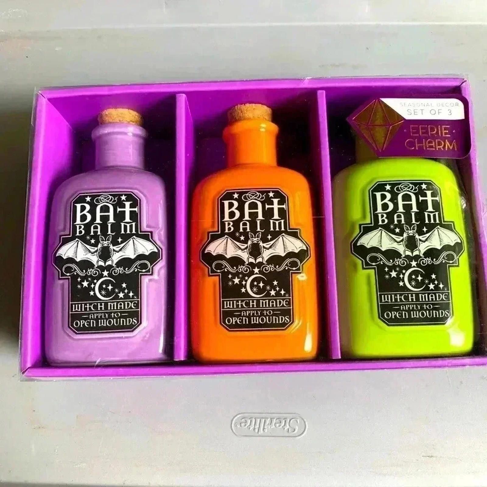 Designer Halloween bath decor🎃 Size ONE SIZE - 1 Thumbnail