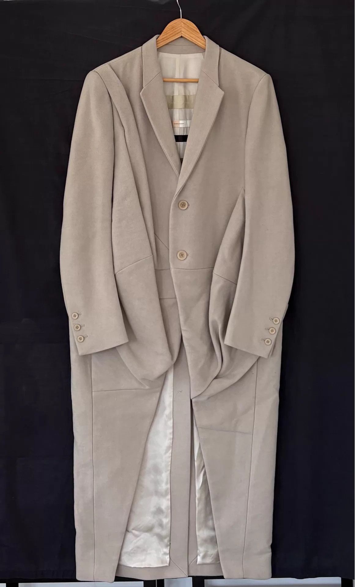 Rick Owens Beige Long Coat - Size M Size US M / EU 48-50 / 2 - 1 Thumbnail