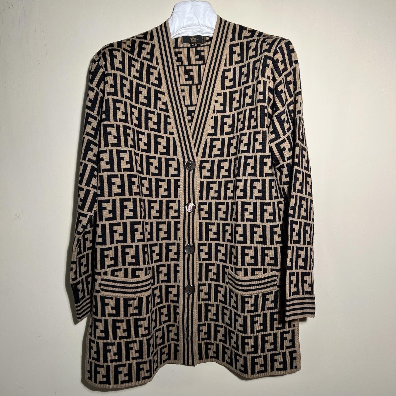 Fendi Fendi FF Logo Cardigan Sweater Wool Size 44 Size US M / EU 48-50 / 2 - 2 Thumbnail