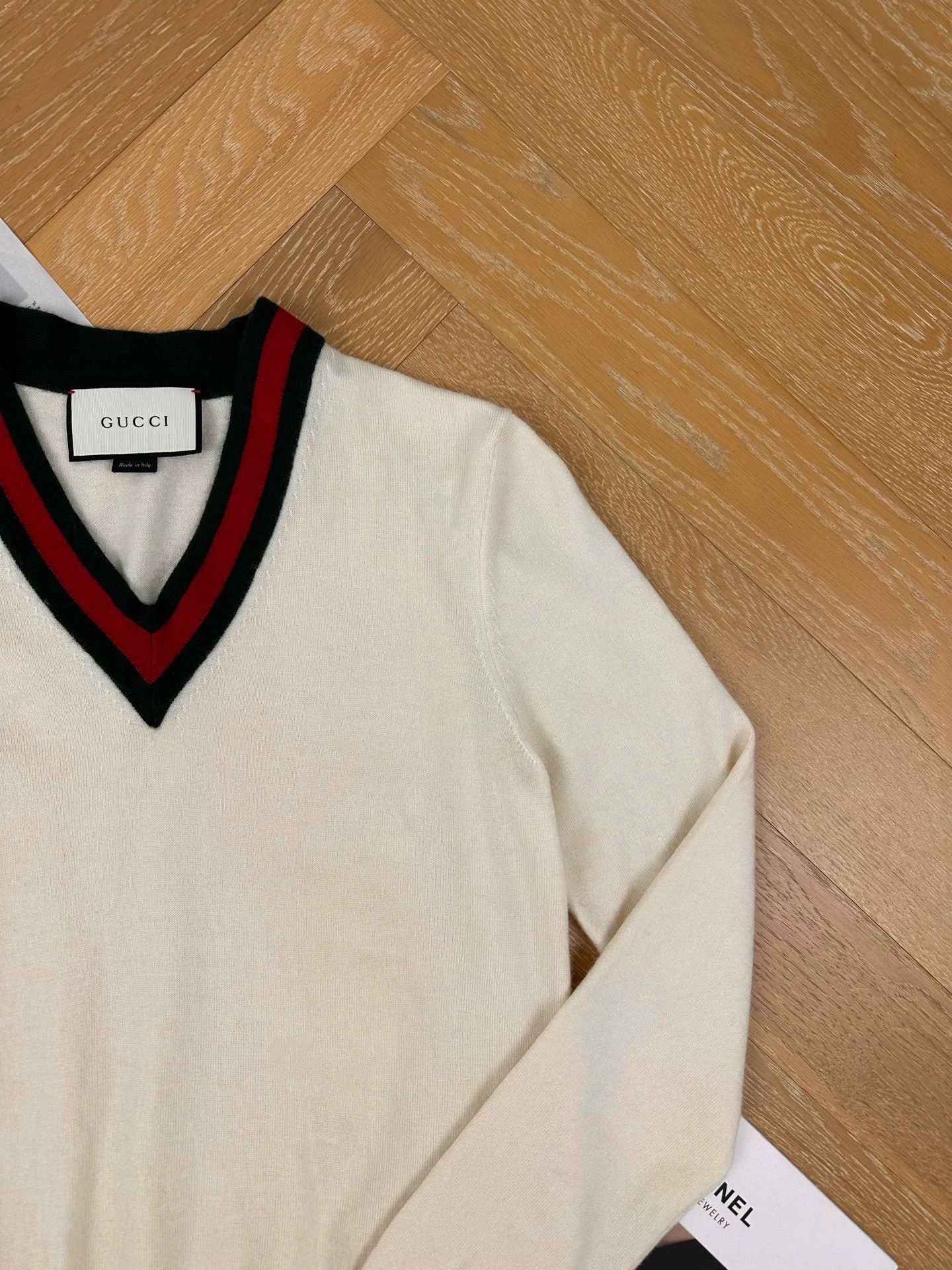 Gucci GUCCI women's V-neck long-sleeve striped ivory knit sweater Size M / US 6-8 / IT 42-44 - 5 Thumbnail