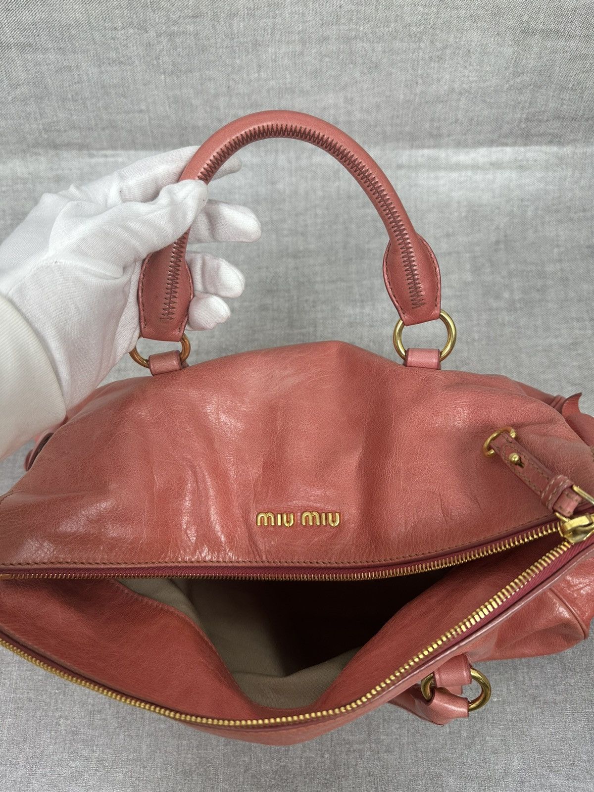 Miu Miu Miu Miu Vitello Lux Bow Bag — Coral Pink Leather — Size 26 Size ONE SIZE - 16 Thumbnail