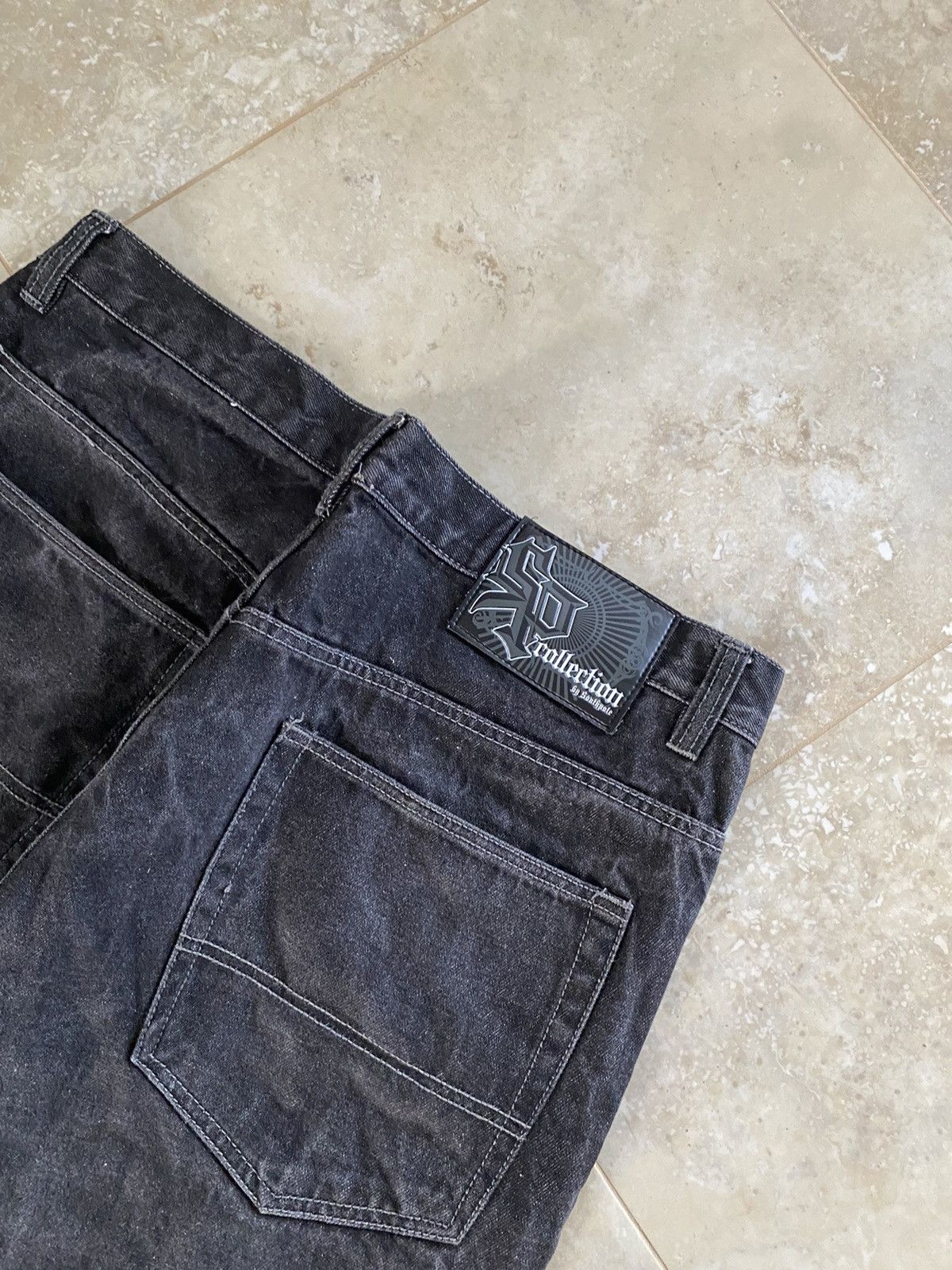 Southpole Vintage Rare SouthPole Baggy Shorts Rap Size 38 Navy Black Size US 38 / EU 54 - 1 Thumbnail