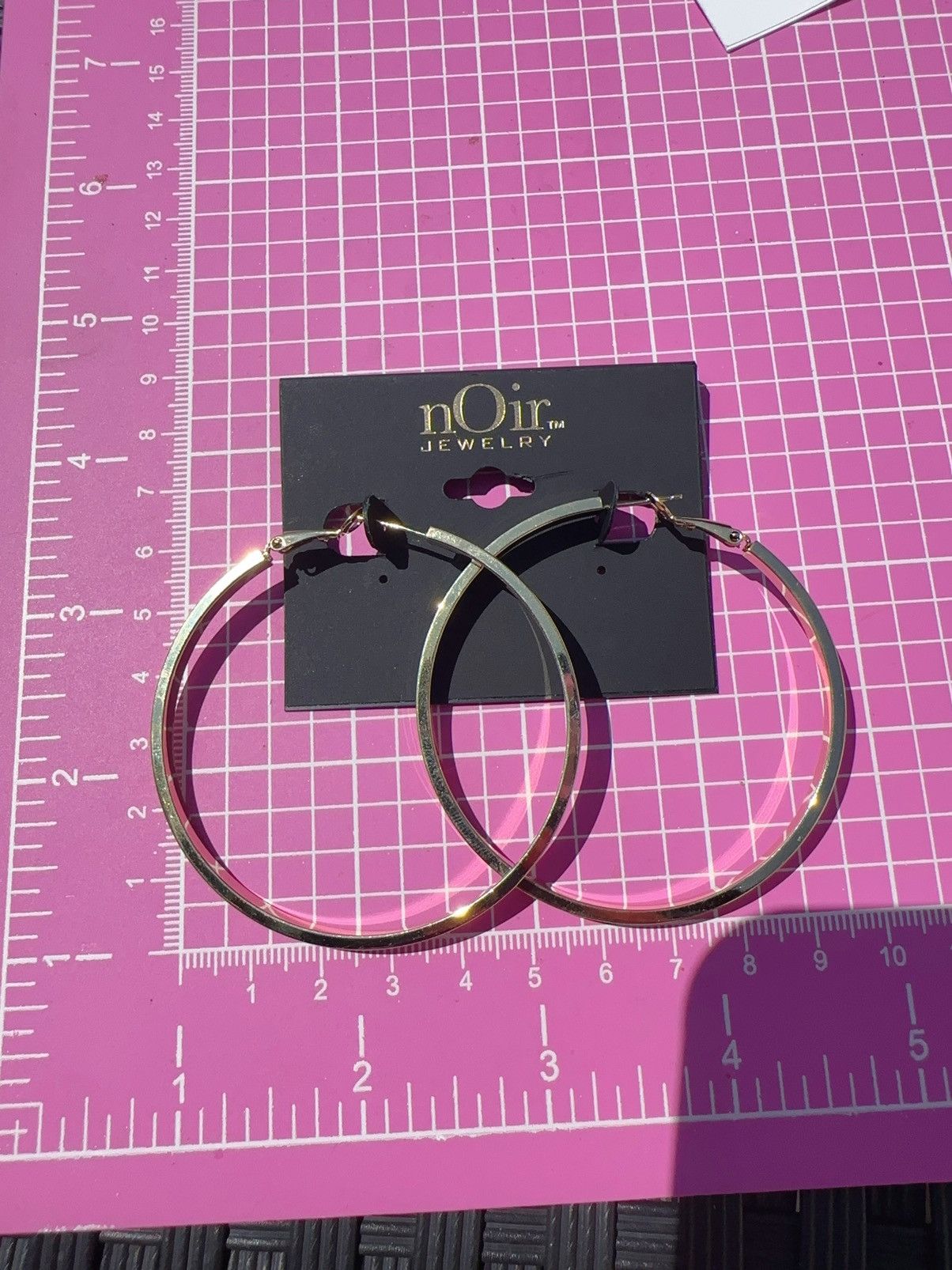 Designer Noir gold tone beige medium loop clip on earrings 18kt gold Size ONE SIZE - 5 Thumbnail