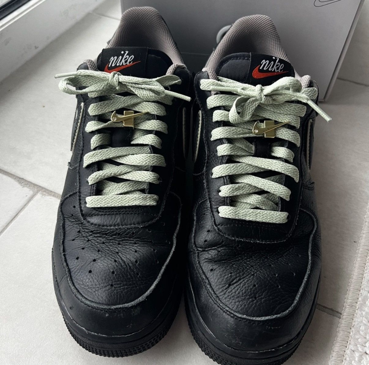 Nike Nike Air Force 1 Black Size US 10 / EU 43 - 4 Thumbnail