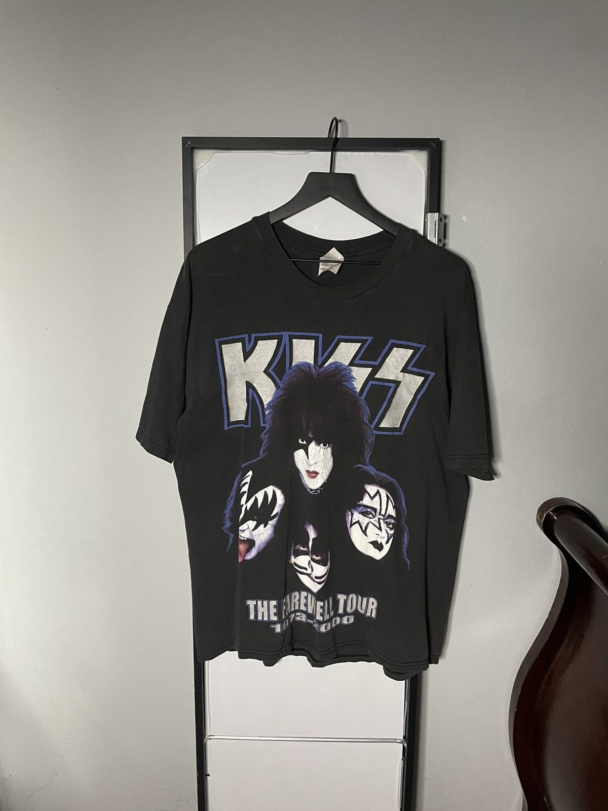 image of Kiss Legends Never Die Vintage Tee in Black, Men's (Size XL)