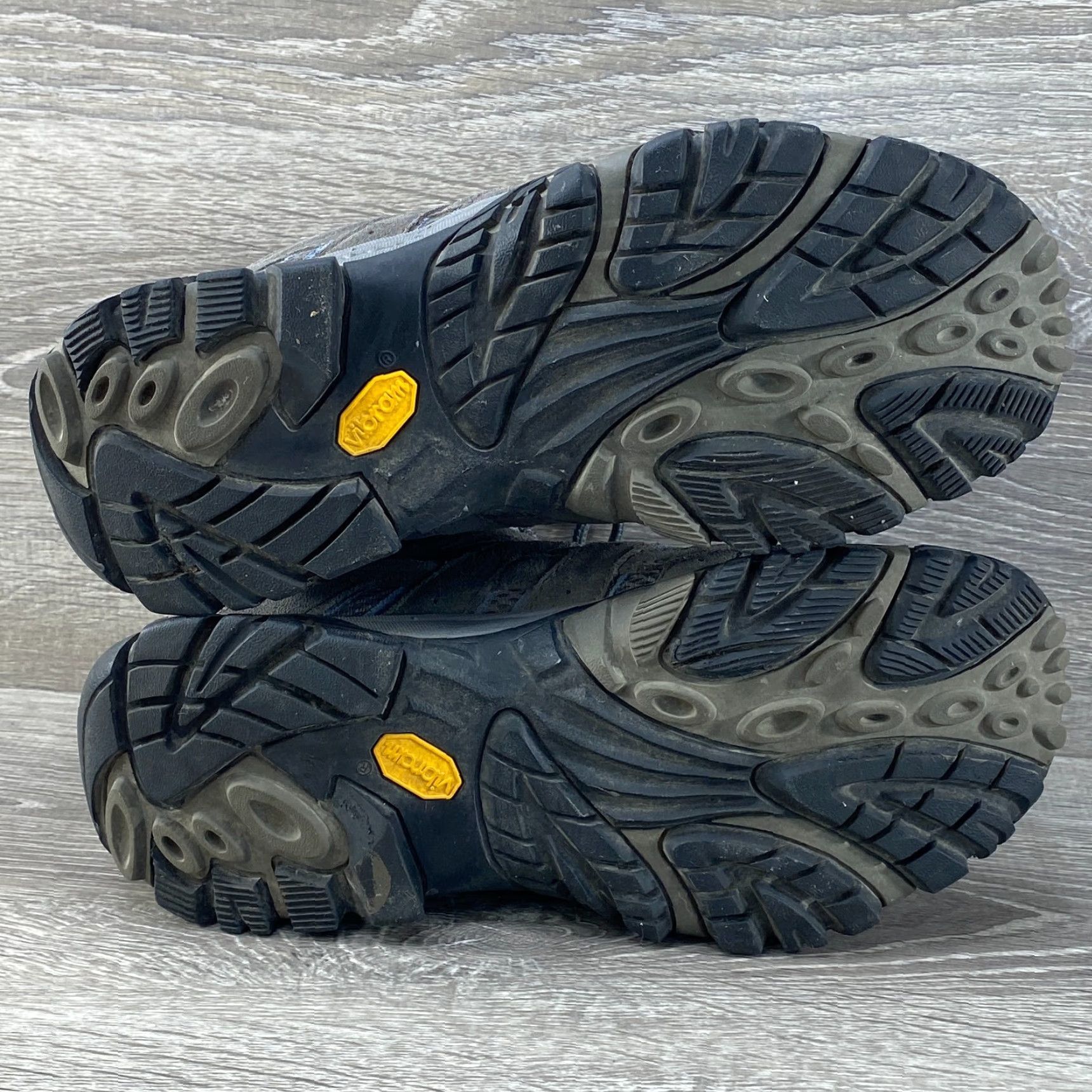 Merrell Merrell Moab 3 Womens 9 Gray Suede Leather Waterproof Mid Hiking Boots Vibram Size US 7 / IT 37 - 7 Thumbnail