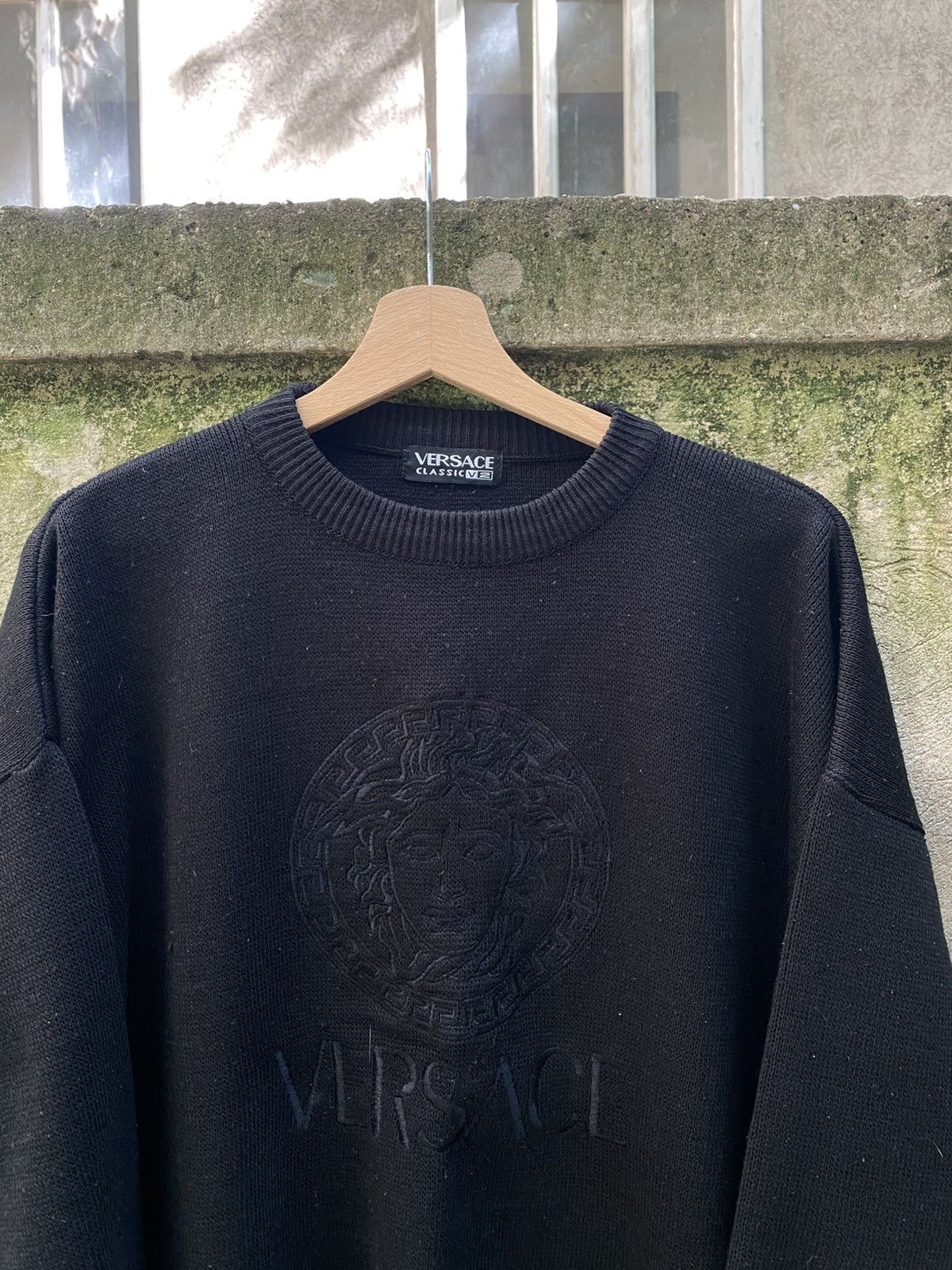 Versace × Vintage Vintage Versace big Embroidered Medusa Logo Sweater Size US M / EU 48-50 / 2 - 2 Thumbnail
