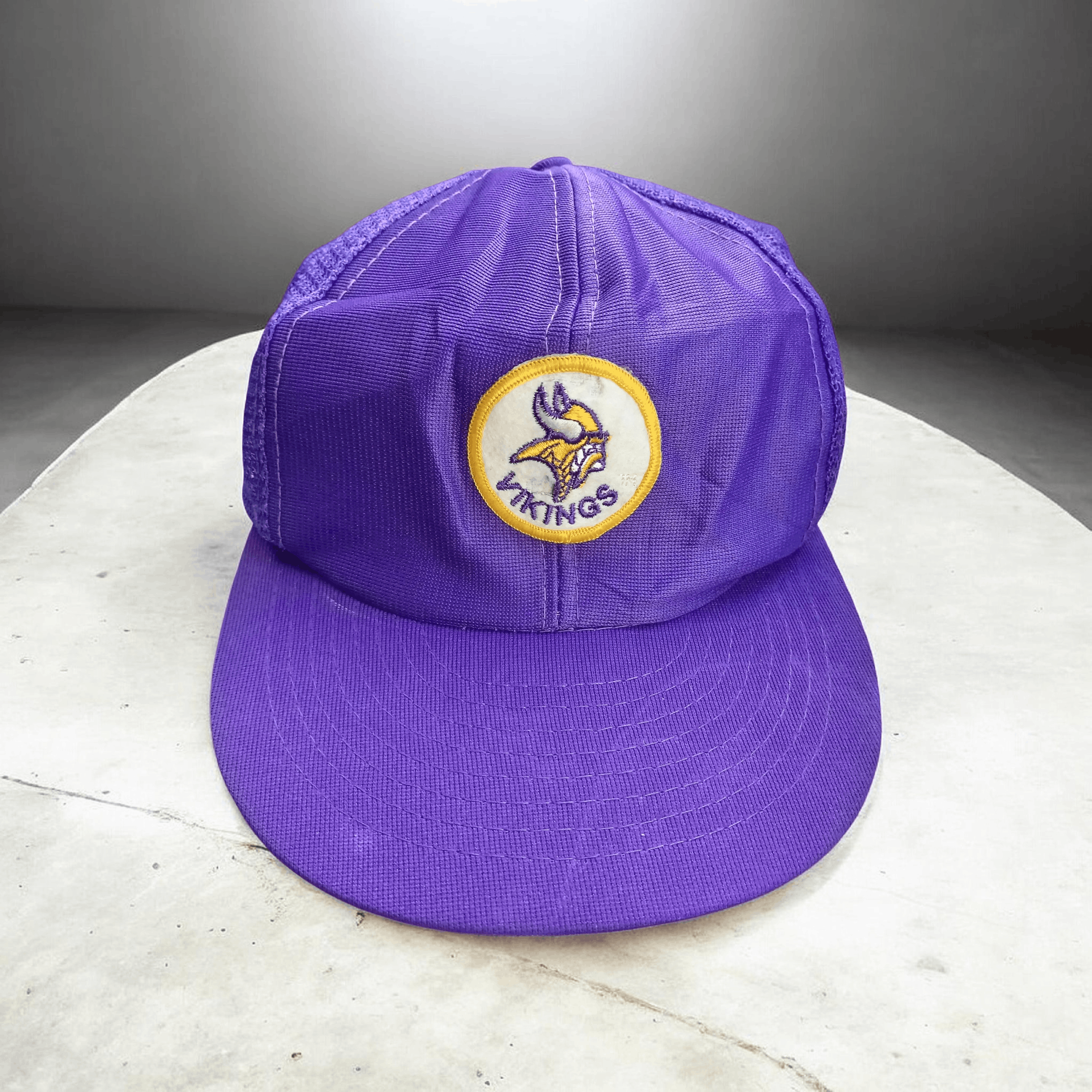 NFL VINTAGE MINNESOTA VIKING TRUCKER HAT Size ONE SIZE - 1 Thumbnail