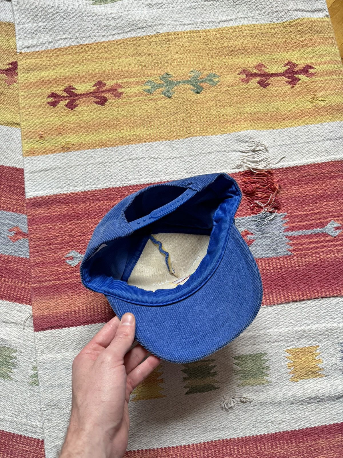 Vintage Vintage 90’s Sunfaded Switzerland y2k Corduroy Hat Size ONE SIZE - 6 Thumbnail