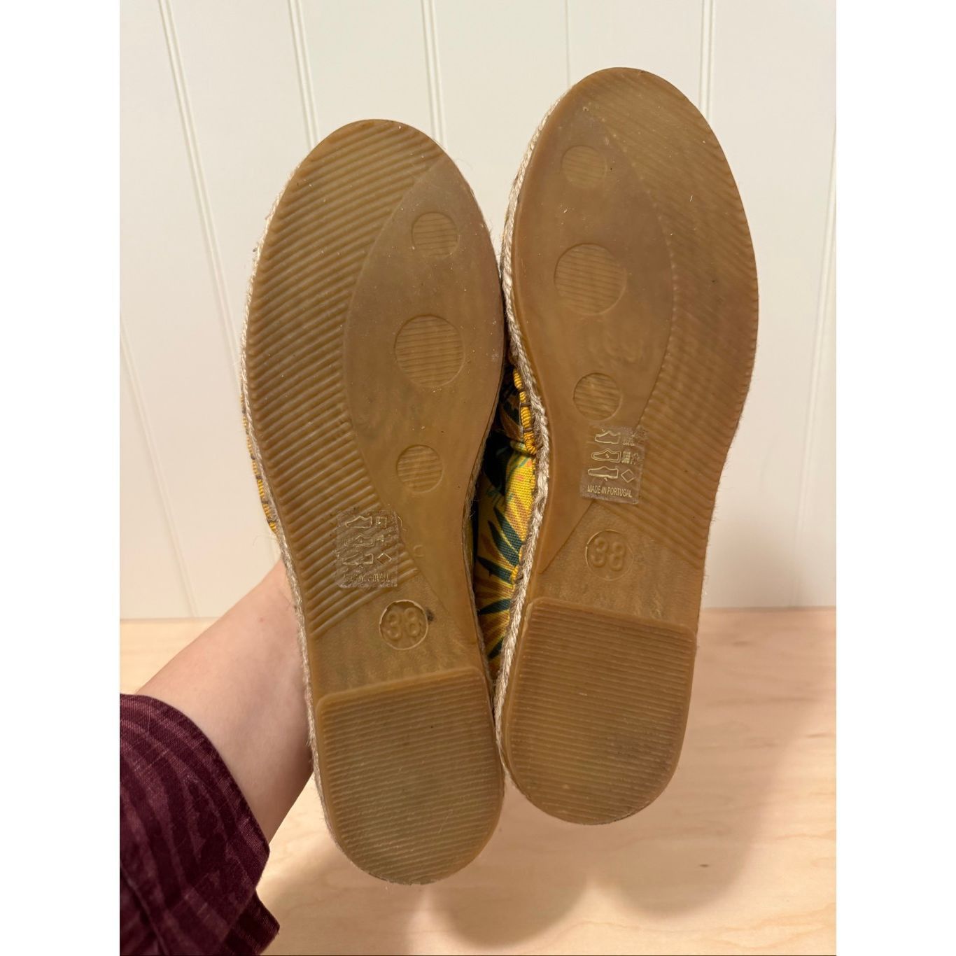 Guru Gudrun Sjoden Yellow Floral Canvas Flats Women Slip-On Espad Size US 7 / IT 37 - 5 Thumbnail