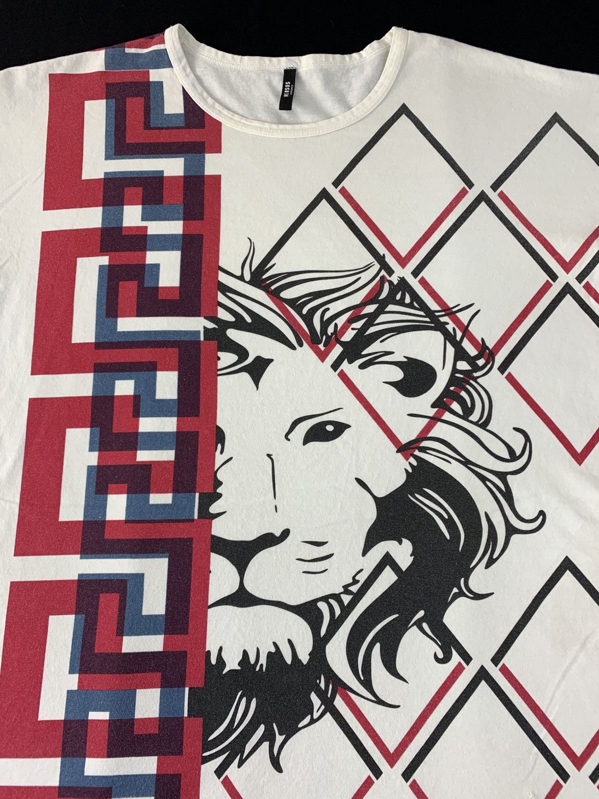 Versus Versace Gianni Versace Lion Face Geometric Graphic Screen Tshirt Size US M / EU 48-50 / 2 - 4 Thumbnail