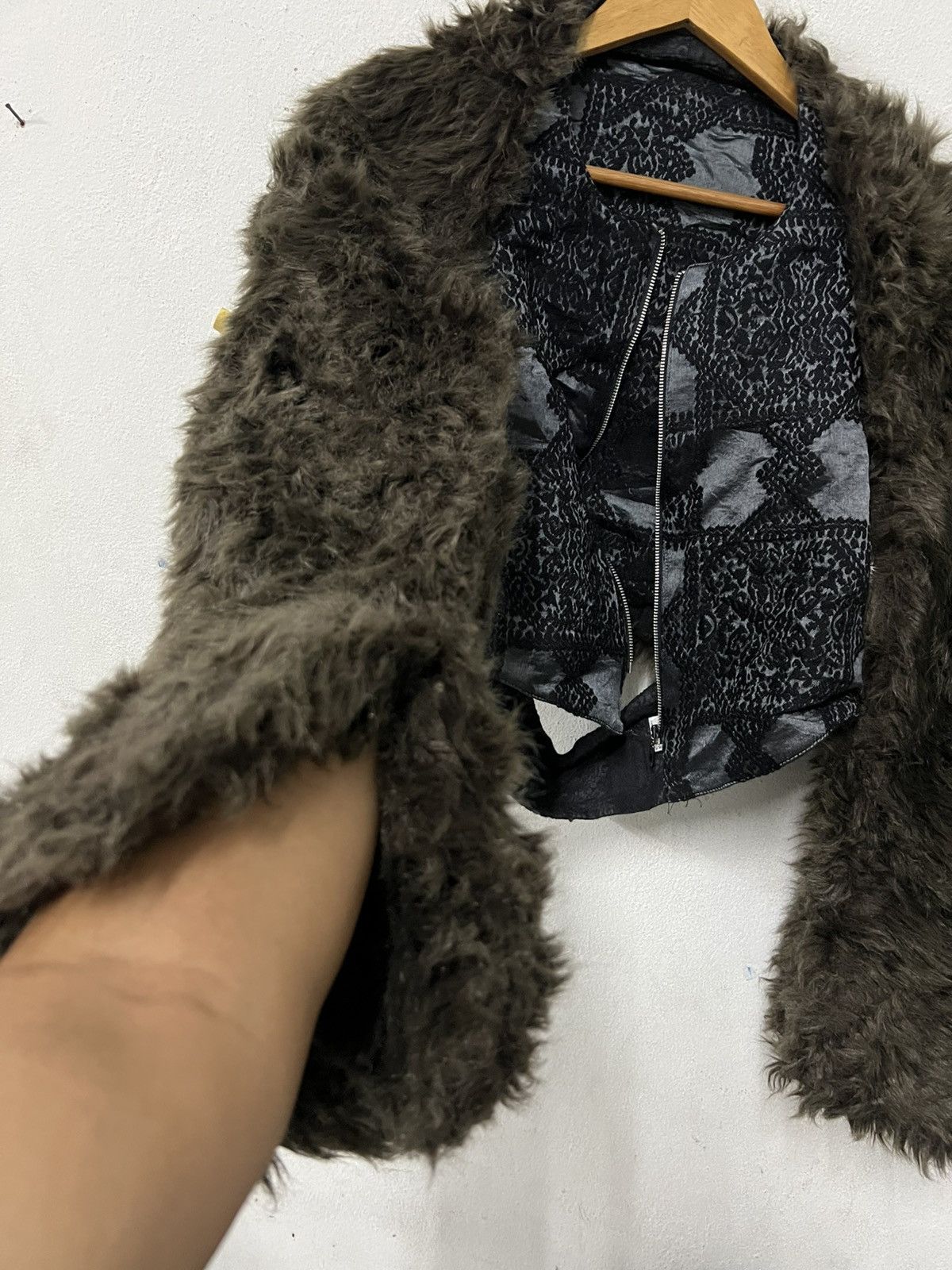 Japanese Brand Fur Japanese Brand Size M / US 6-8 / IT 42-44 - 5 Thumbnail