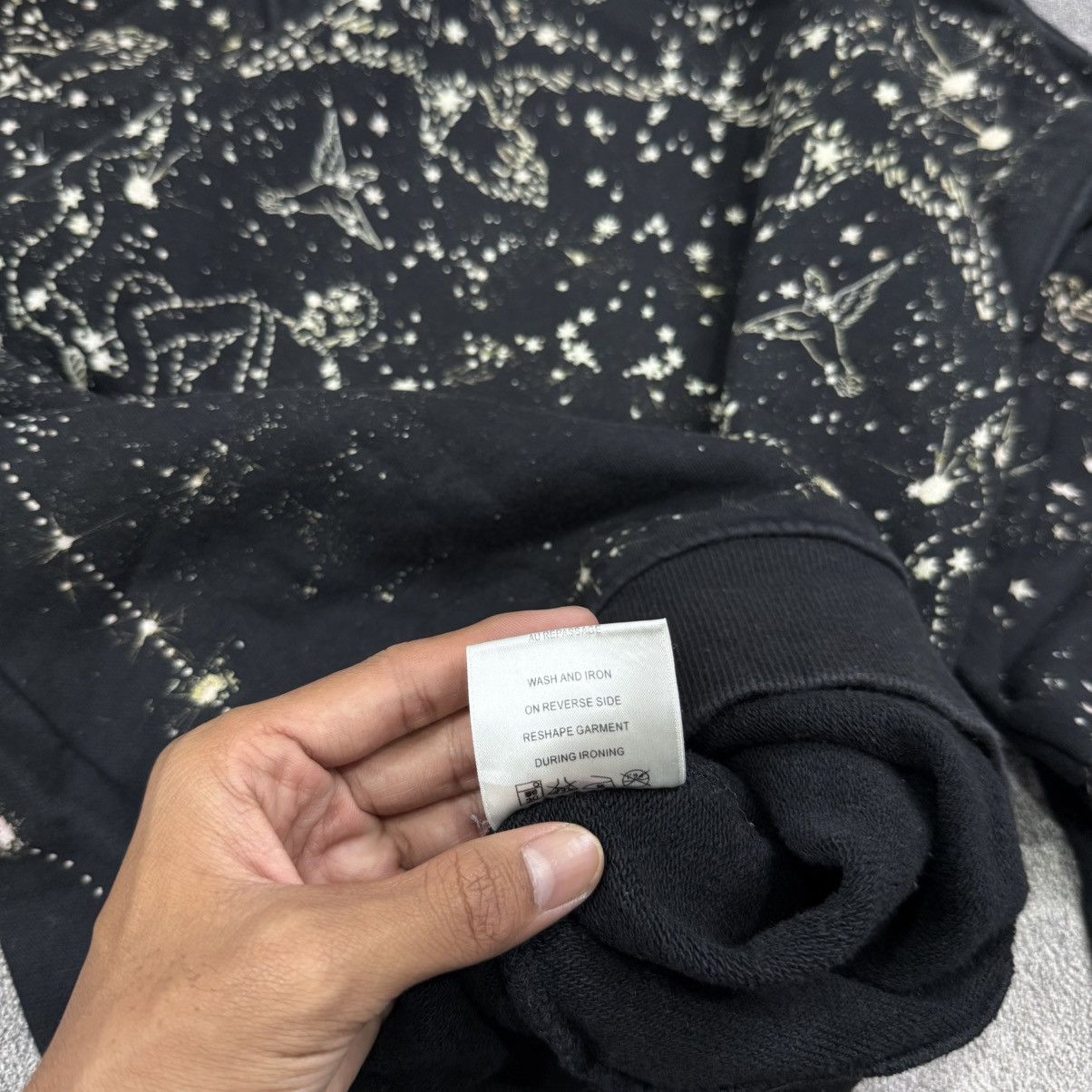 Givenchy Givenchy paris constellation black sweat Size US L / EU 52-54 / 3 - 7 Thumbnail