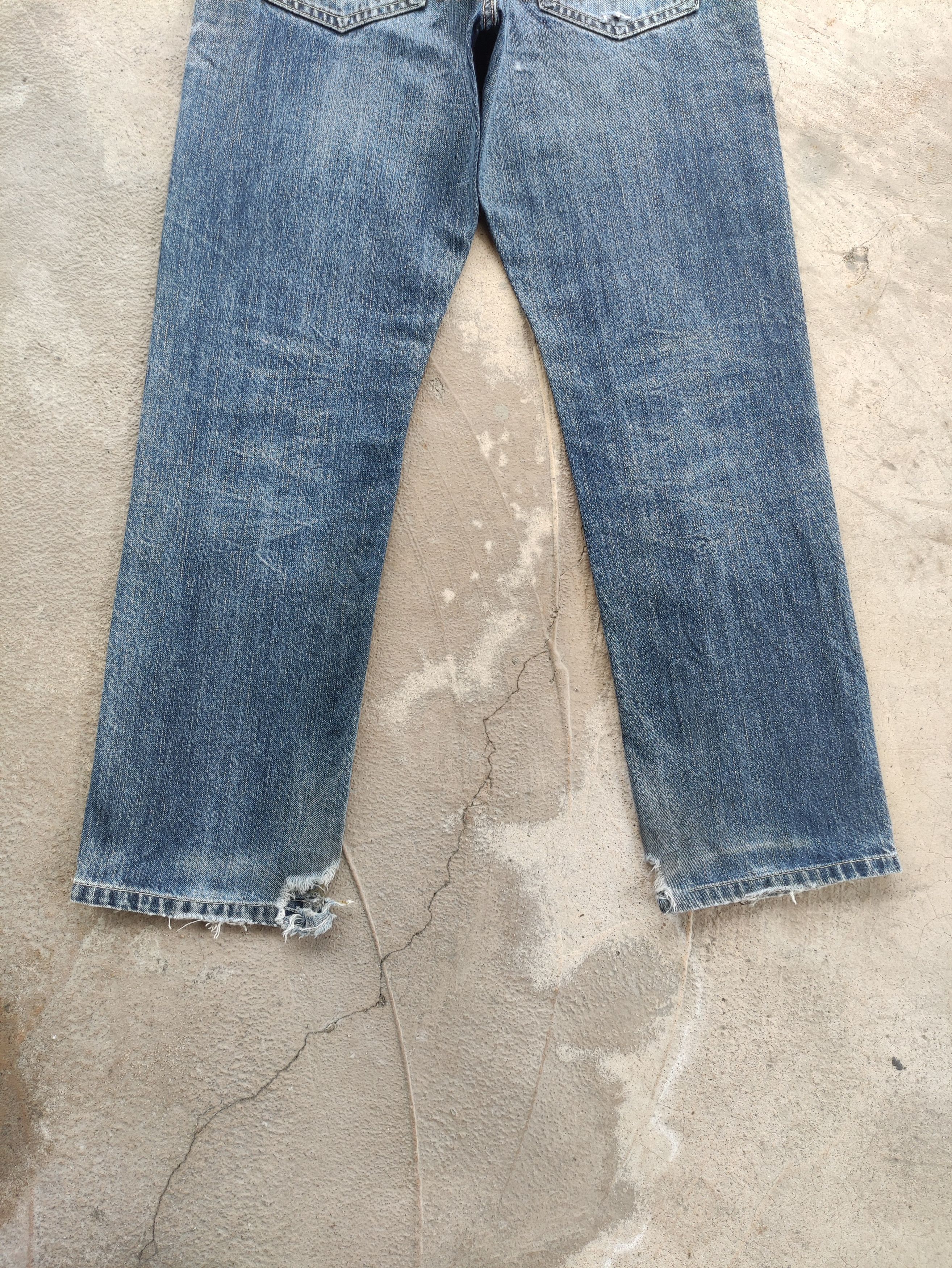 Japanese Brand Vintage Japanese Jean Distressed Faded Denim Size US 31 - 10 Thumbnail