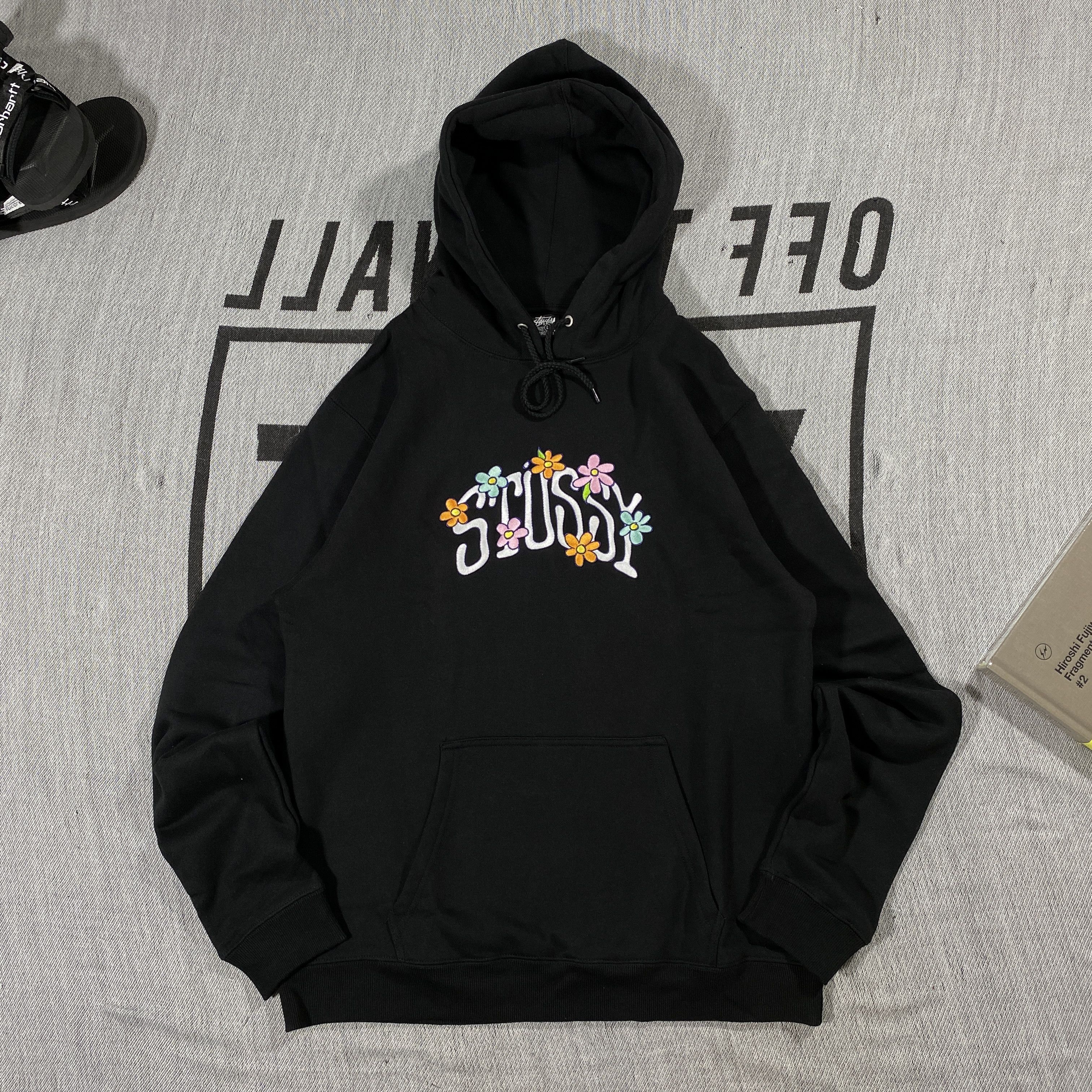 image of Stussy Colleguate Floral Hoodie Medium in Black, Men's