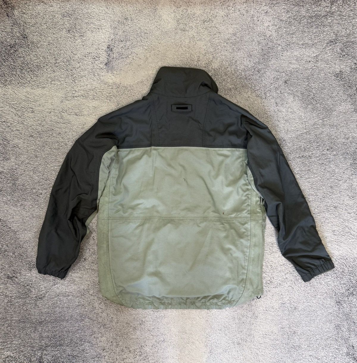Nike ACG Vintage Nike ACG 3-Layer Shell Jacket L Snow Skirt Vent Zip Size US L / EU 52-54 / 3 - 5 Thumbnail