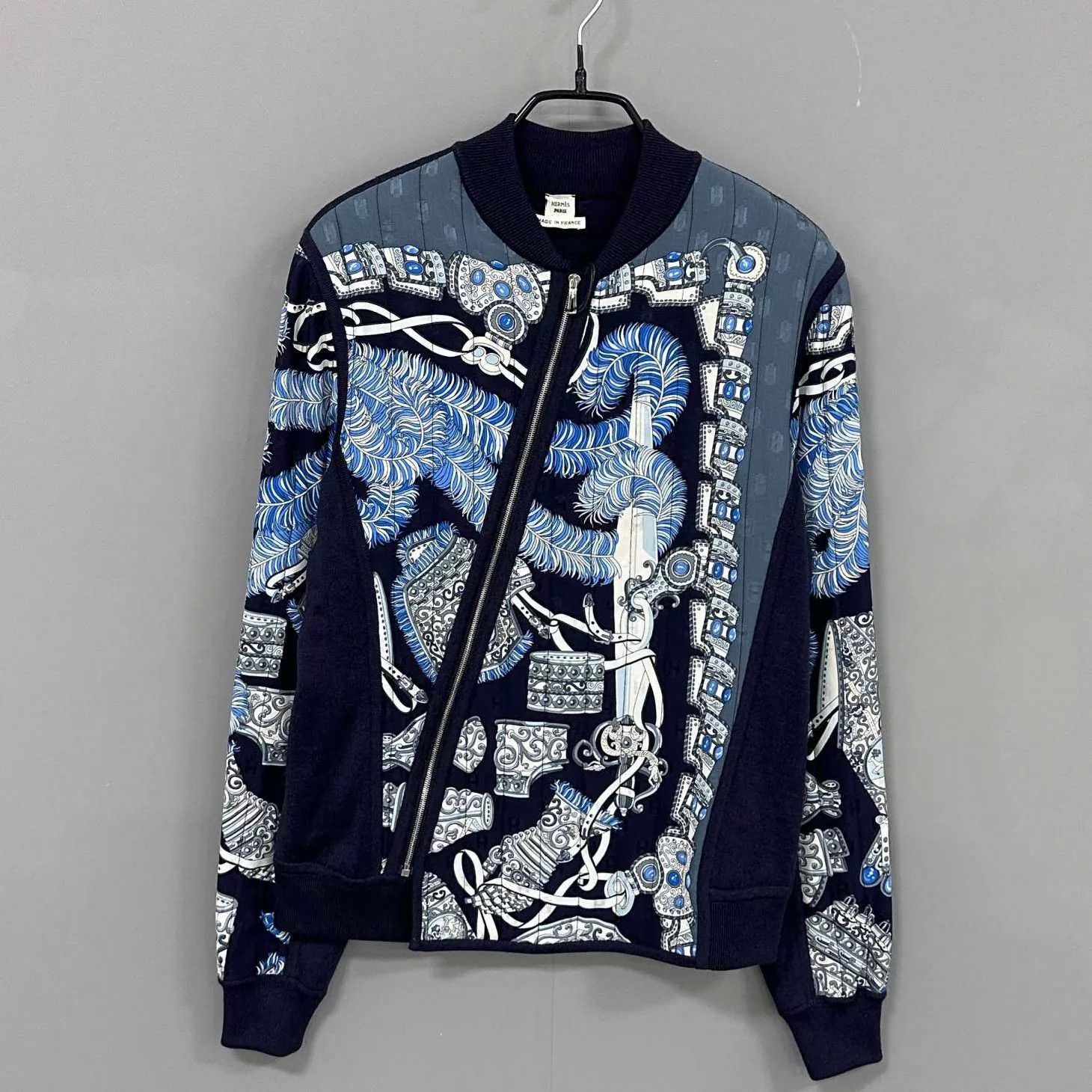 Hermes HERMES Cyan Patterned Silk Slant Zip Jacket Size 36 Size XS / US 0-2 / IT 36-38 - 1 Thumbnail