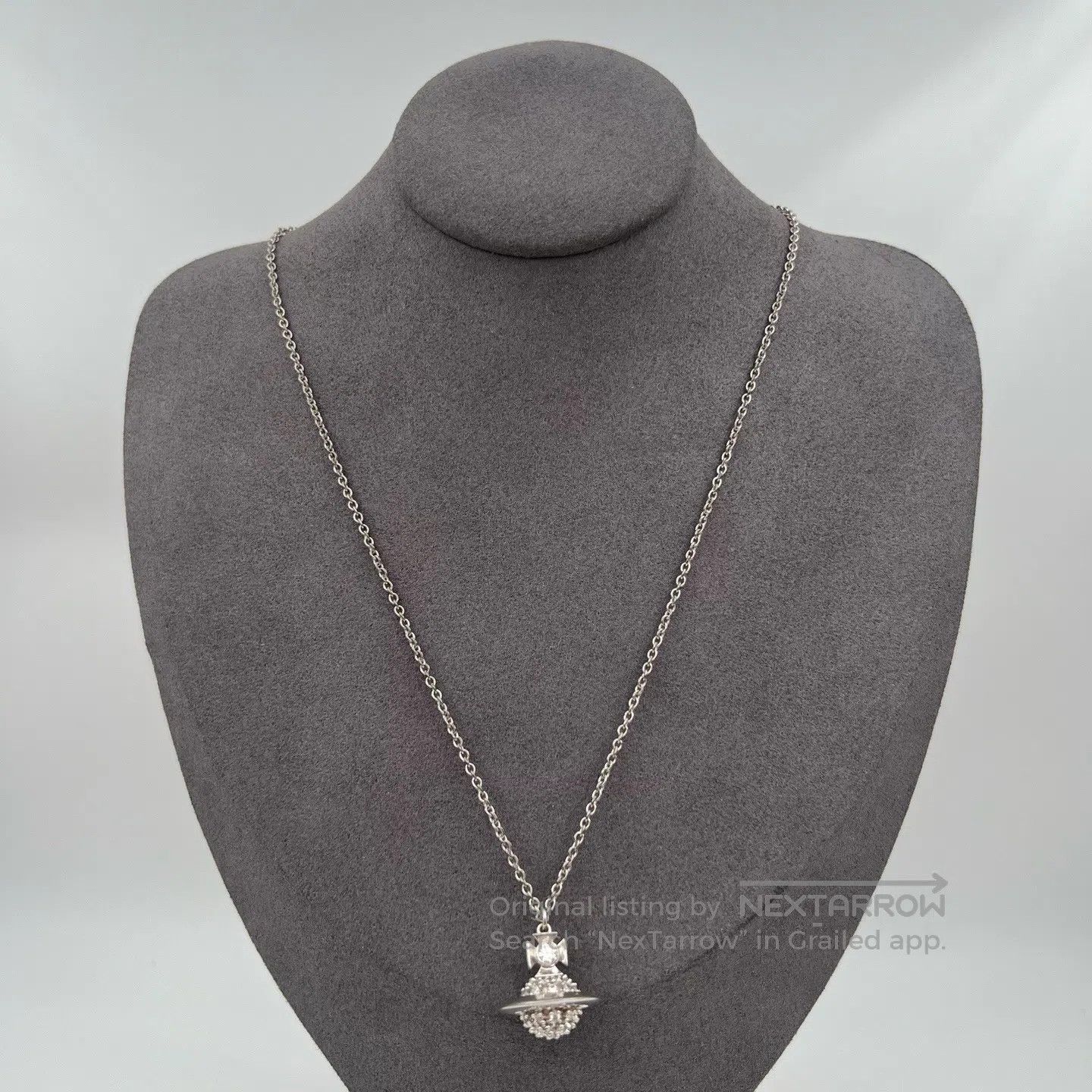Vivienne Westwood Vivienne Westwood Logo design: Bronze; Necklace: Silver Size ONE SIZE - 1 Thumbnail