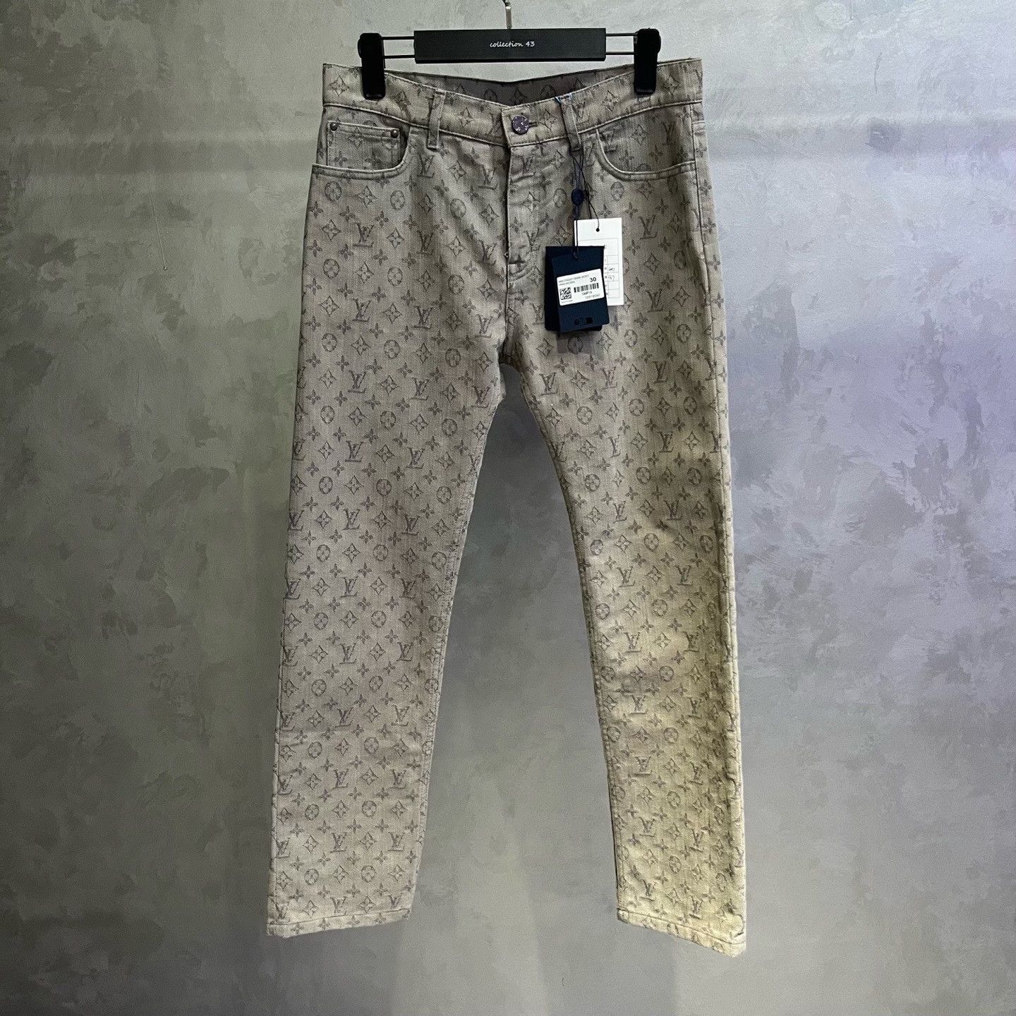 Louis Vuitton Louis Vuitton Casual Denim Gray Denim Jeans 28 Men Size US 28 / EU 44 - 1 Thumbnail
