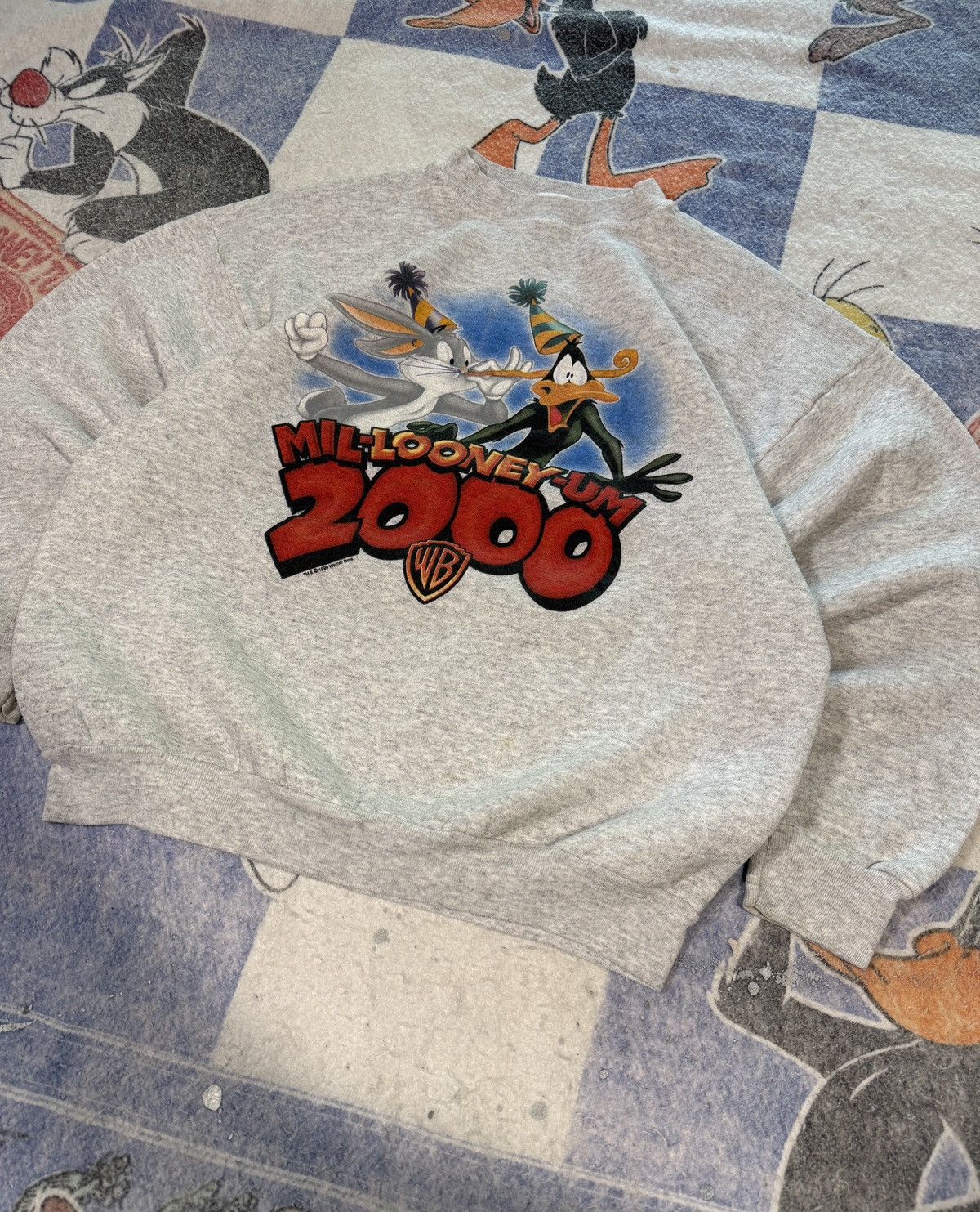 Warner Bros Vintage looney tunes millennium crewneck sweatshirt Size US L / EU 52-54 / 3 - 2 Thumbnail
