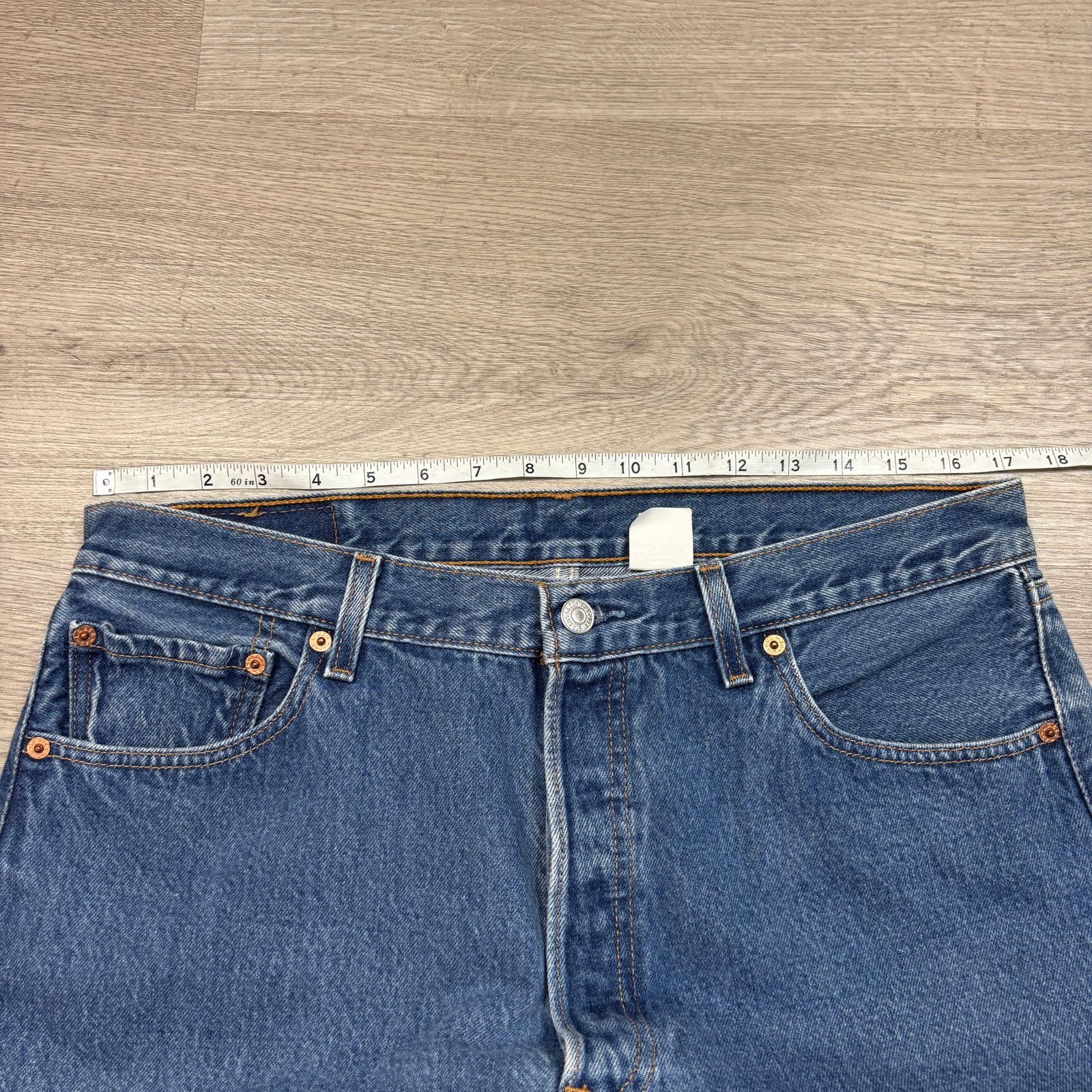 Levi's × Vintage Vintage Levi's 501 Straight Leg Jeans Men's 34x33 00s Size US 34 / EU 50 - 5 Thumbnail