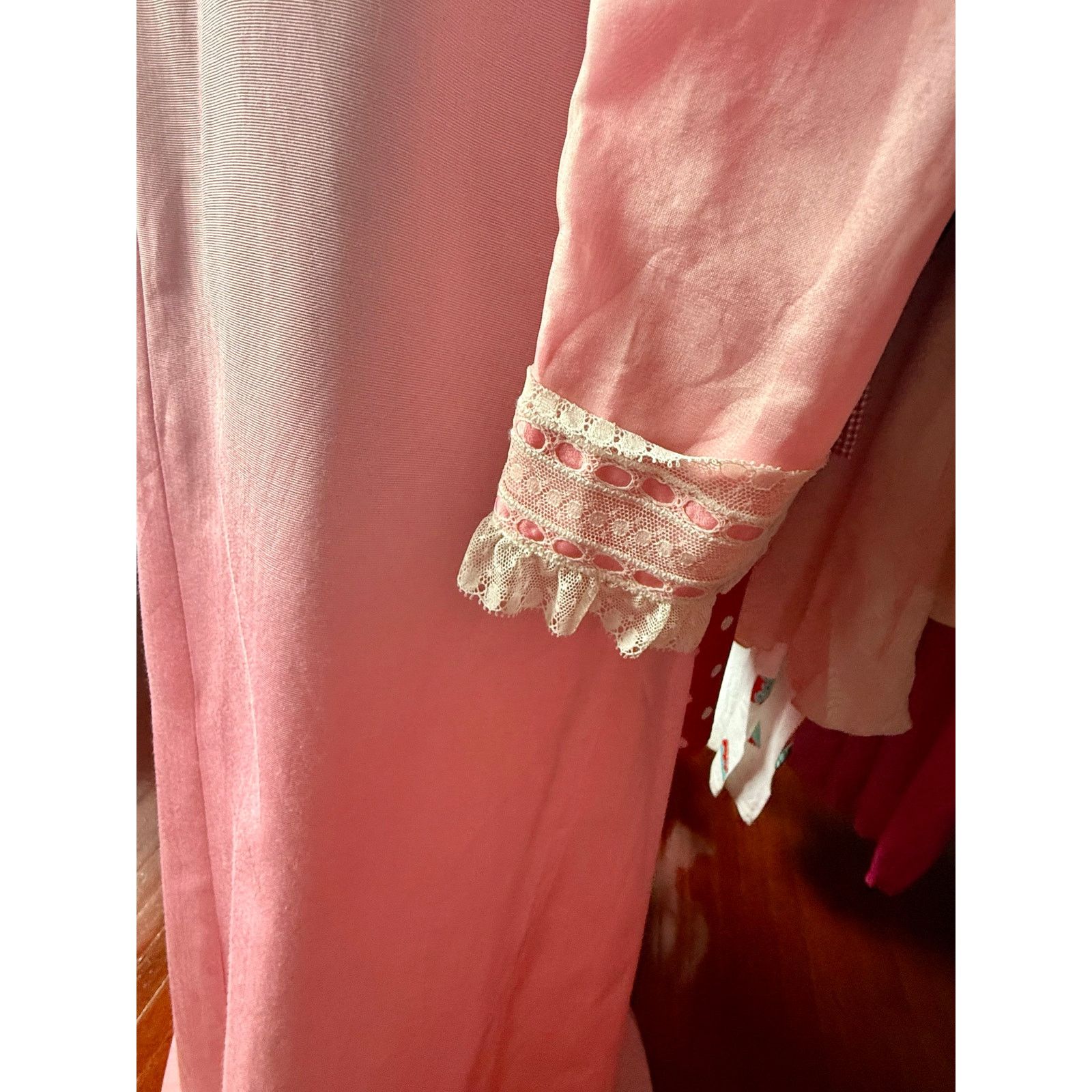 Vintage Vintage 60’s Pink Prairie White Lace Maxi Dress Small Size S / US 4 / IT 40 - 6 Thumbnail