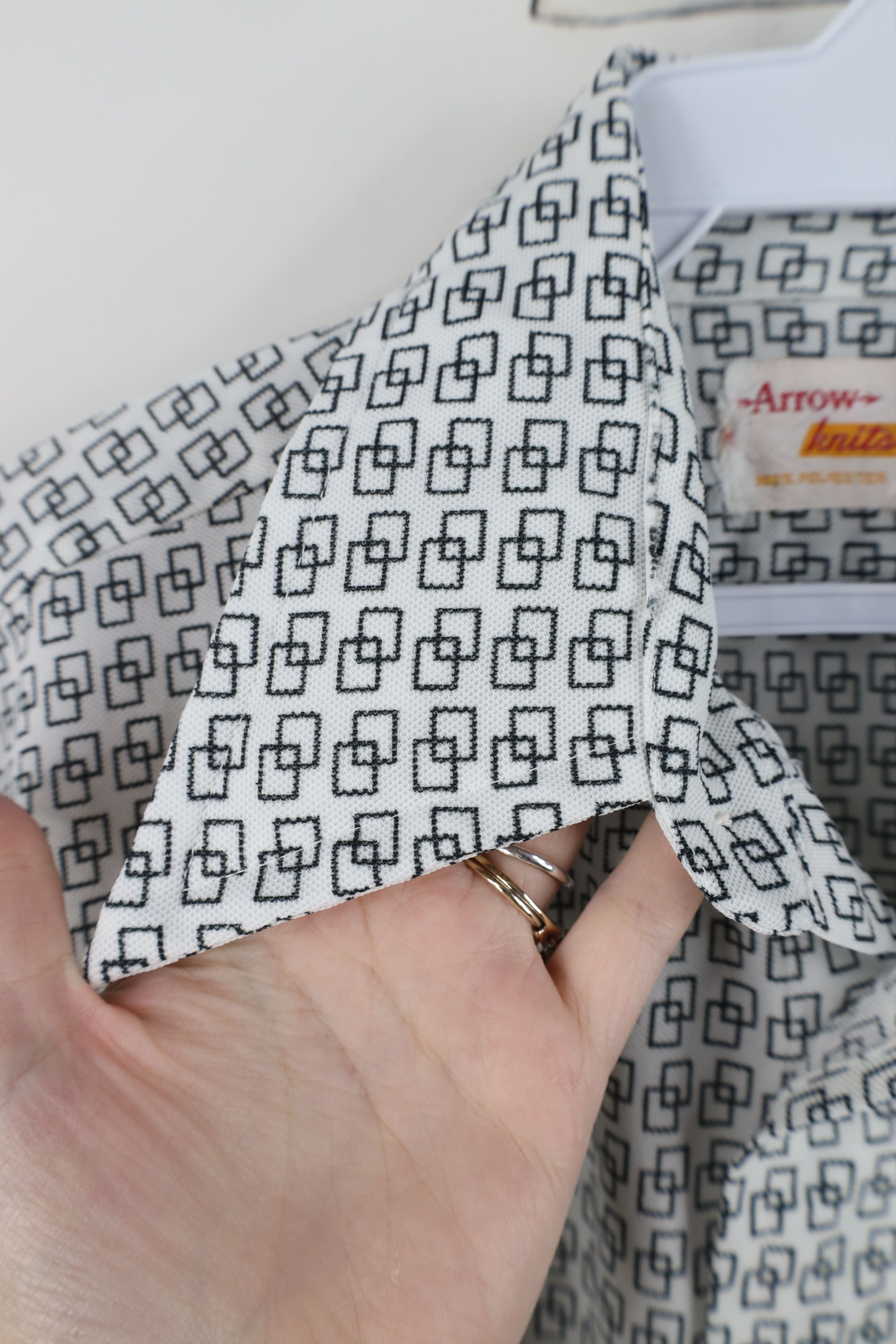 Vintage Vintage 70s Streetwear Short Sleeve Collared Button Shirt Size US M / EU 48-50 / 2 - 6 Thumbnail
