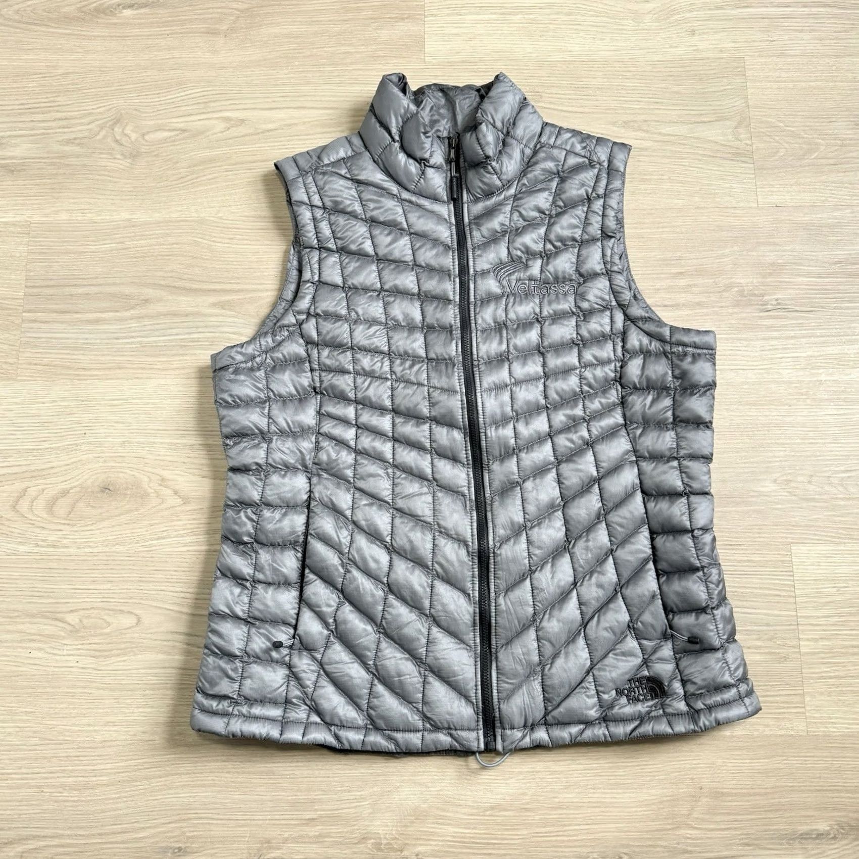 The North Face VINTAGE? The North Face Thermoball Vest Womens Size Large Trekker Gray Quilted Full Zip Size L / US 10 / IT 46 - 2 Thumbnail