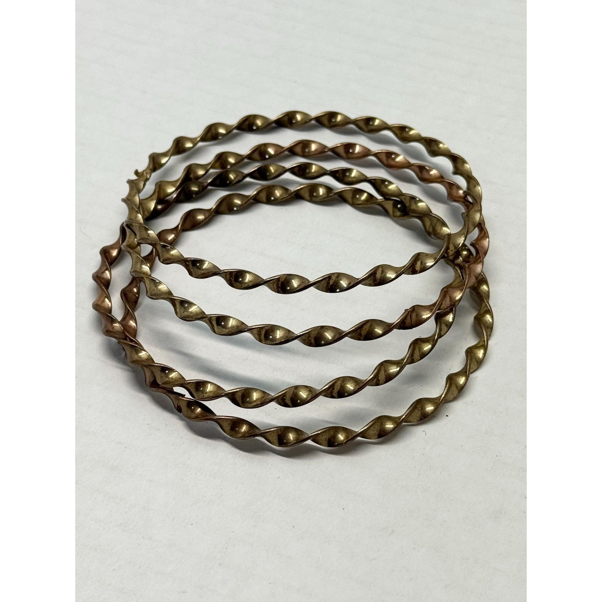 Vintage Vintage set of four bangle bracelets Size ONE SIZE - 2 Thumbnail