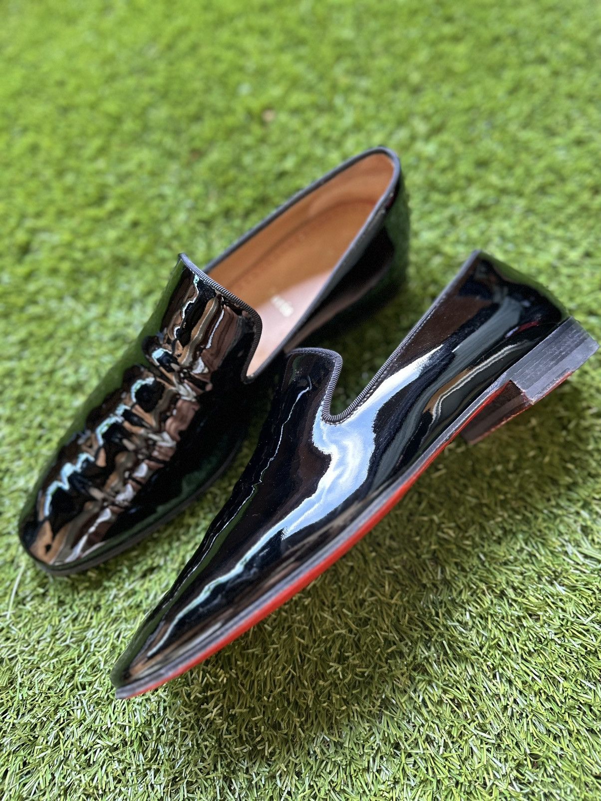 Christian Louboutin Christian Louboutin, 40 Dandelion Flat Loafer Patent Black Size US 7 / EU 40 - 7 Thumbnail